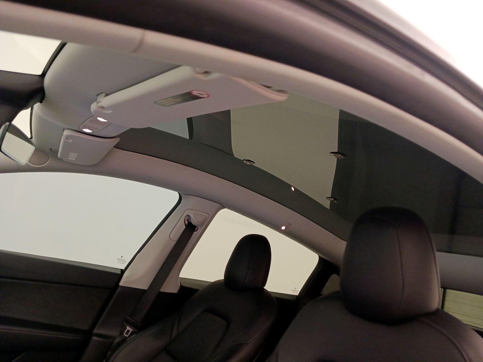 Thumbnail: 2022 Tesla Model Y - 19