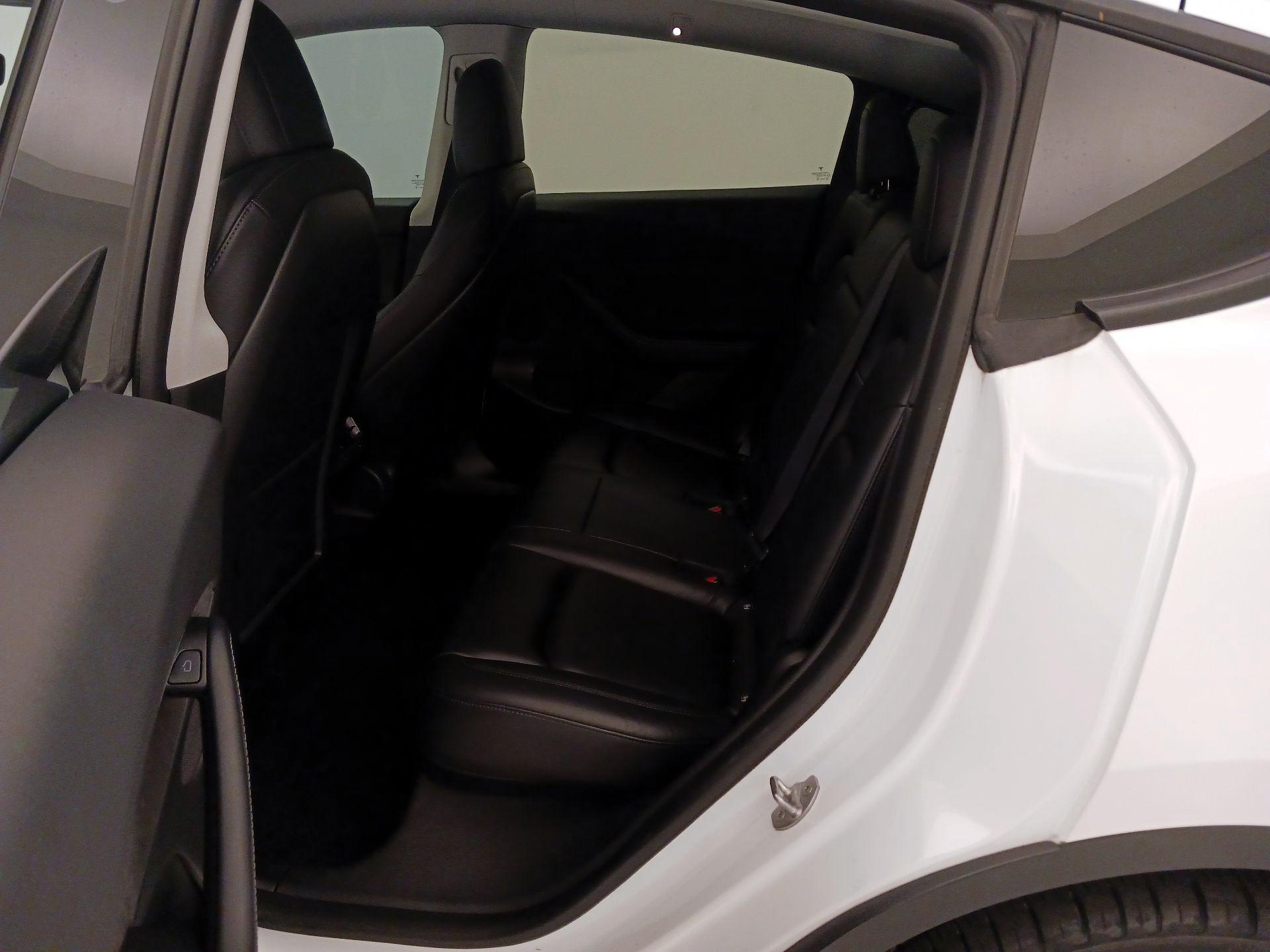 Thumbnail: 2022 Tesla Model Y - 20