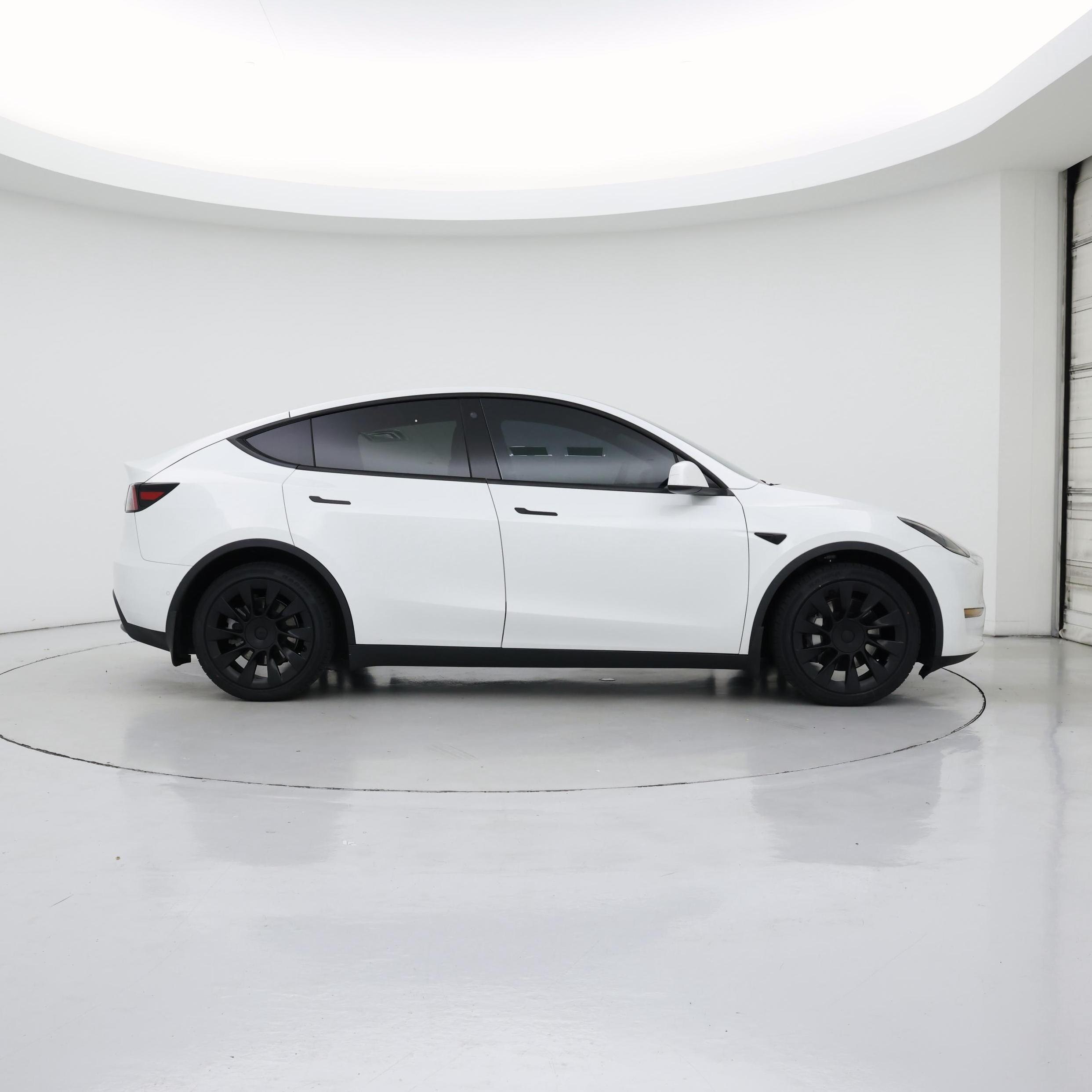 Thumbnail: 2022 Tesla Model Y - 7