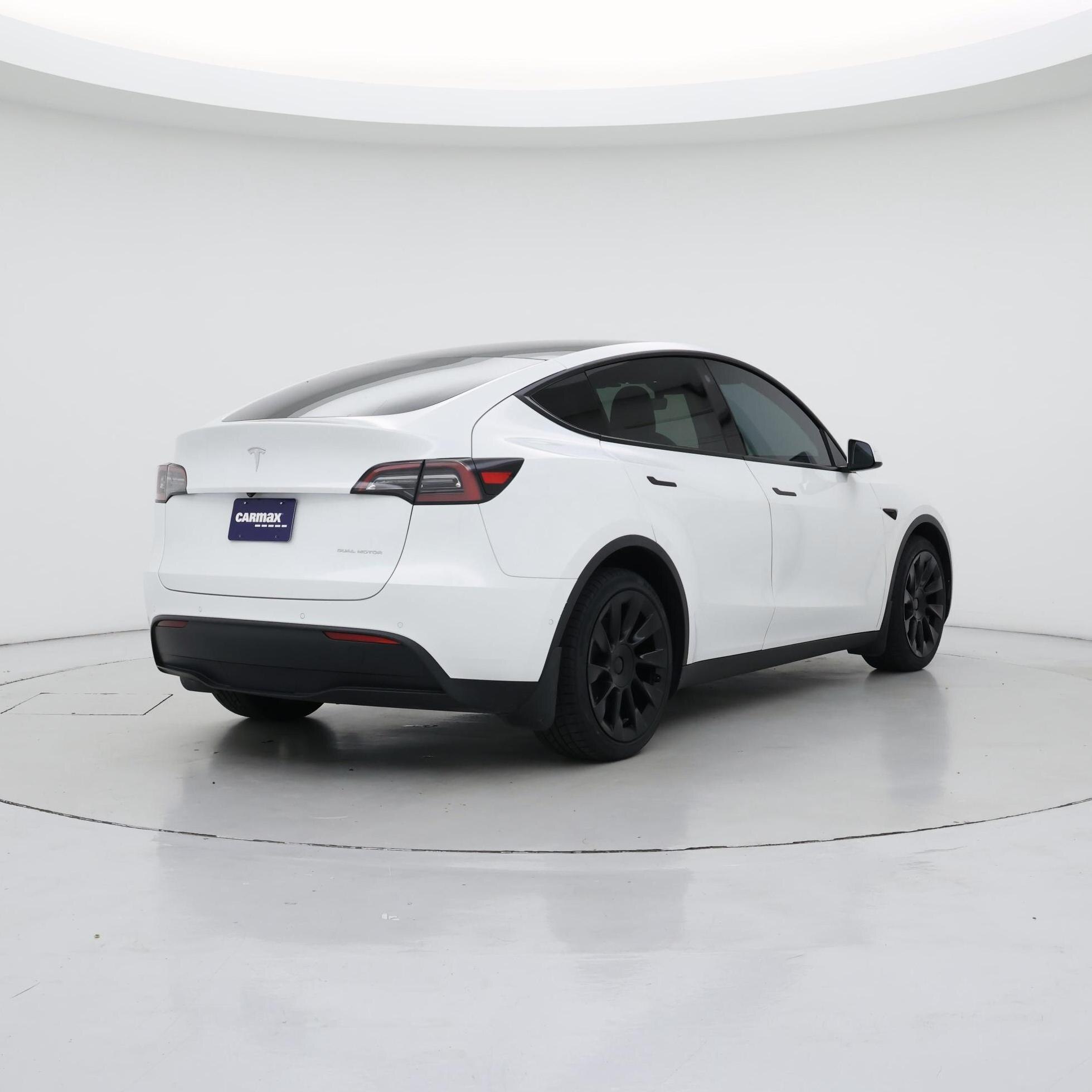 Thumbnail: 2022 Tesla Model Y - 8