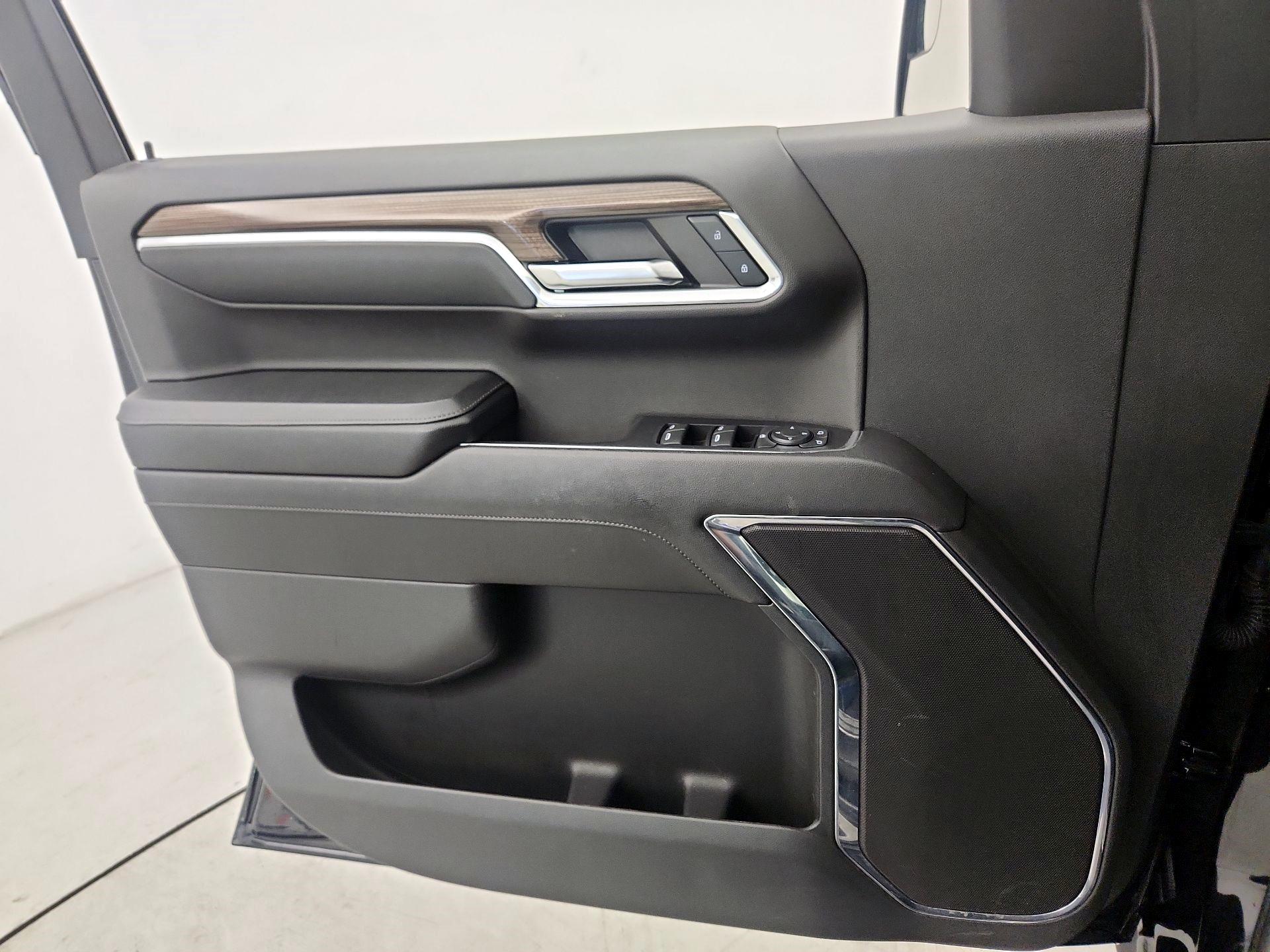 Thumbnail: 2024 Chevrolet Silverado 1500 - 12