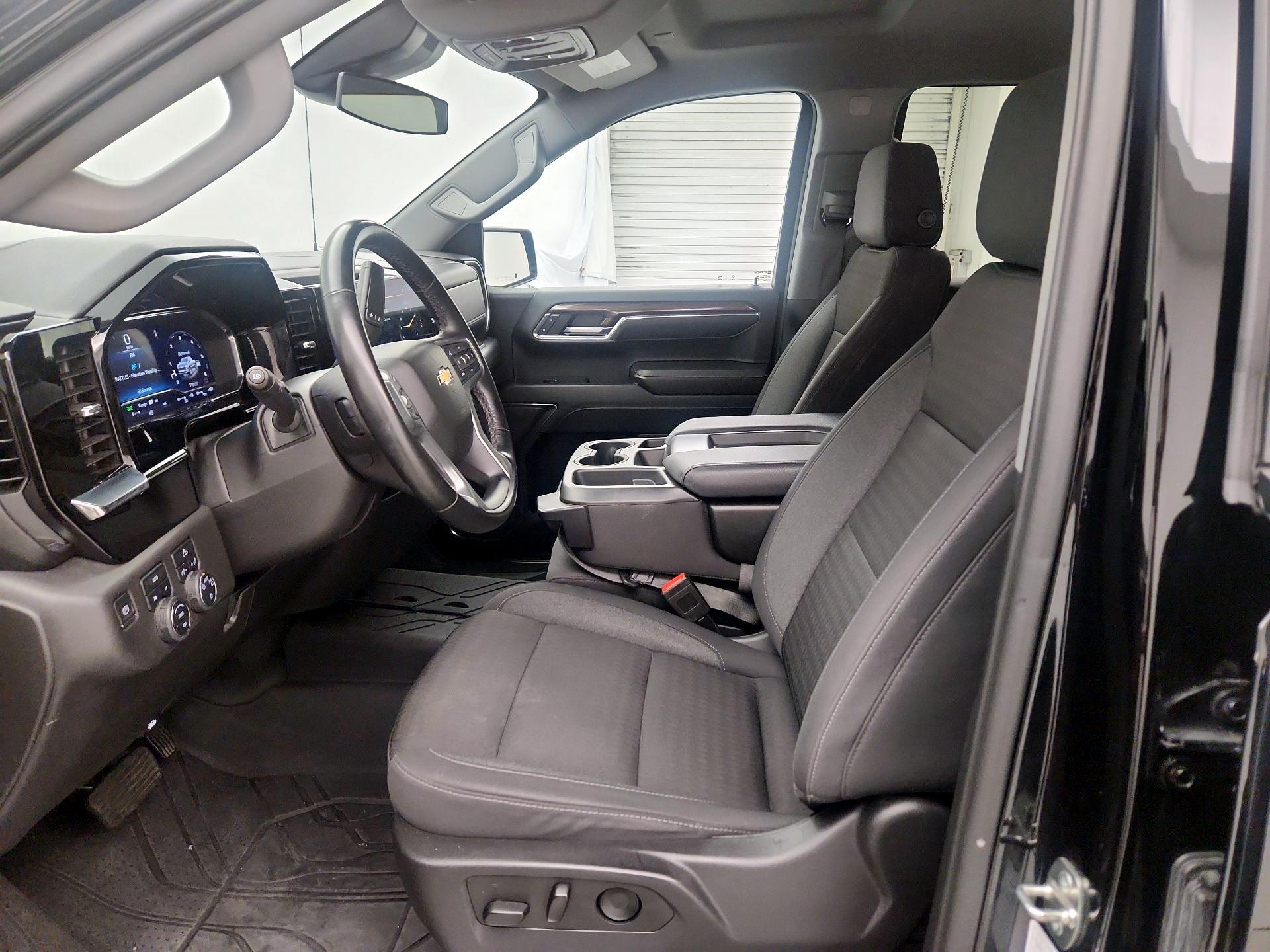 Thumbnail: 2023 Chevrolet Silverado 1500 - 11