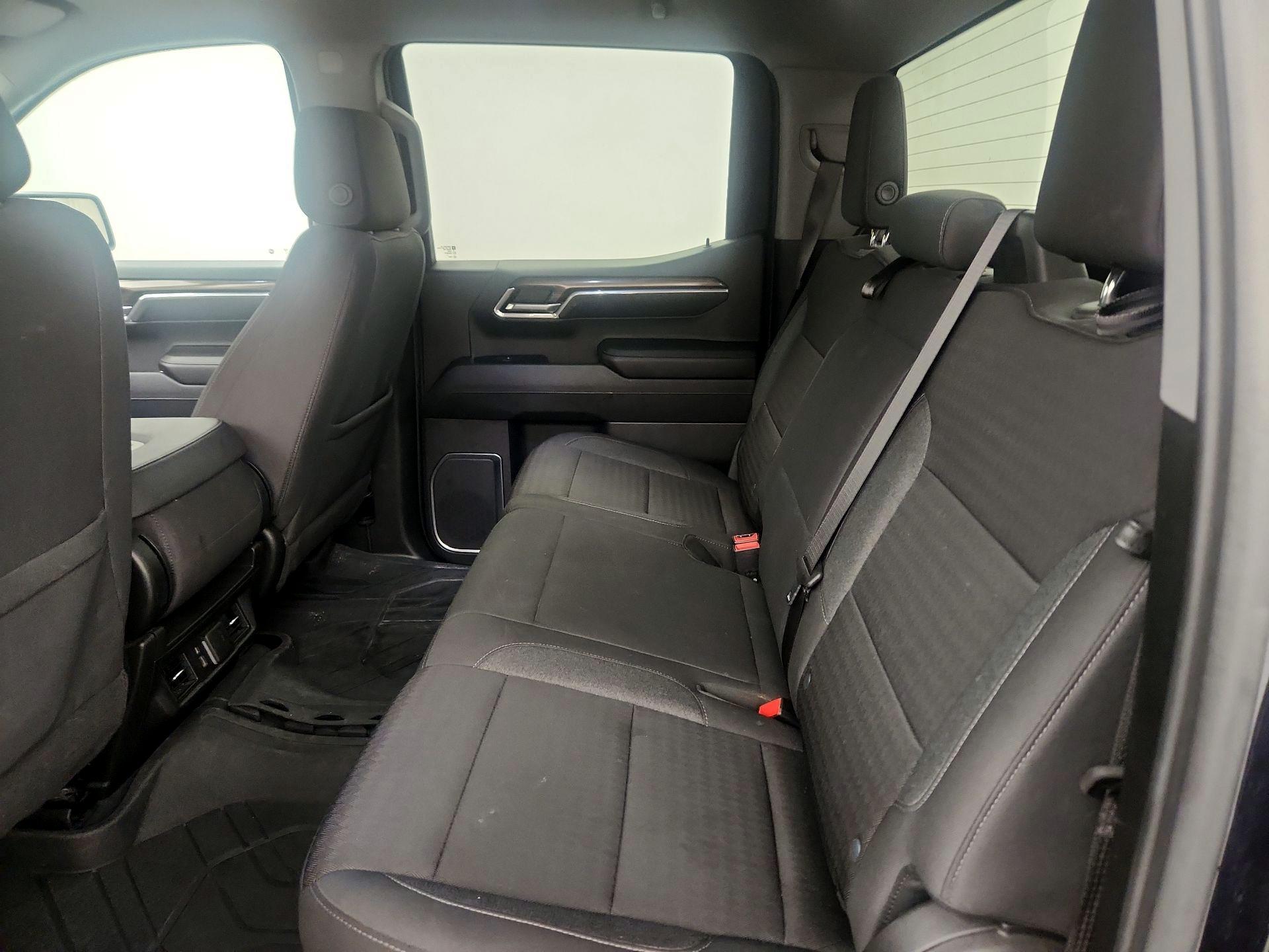 Thumbnail: 2023 Chevrolet Silverado 1500 - 20