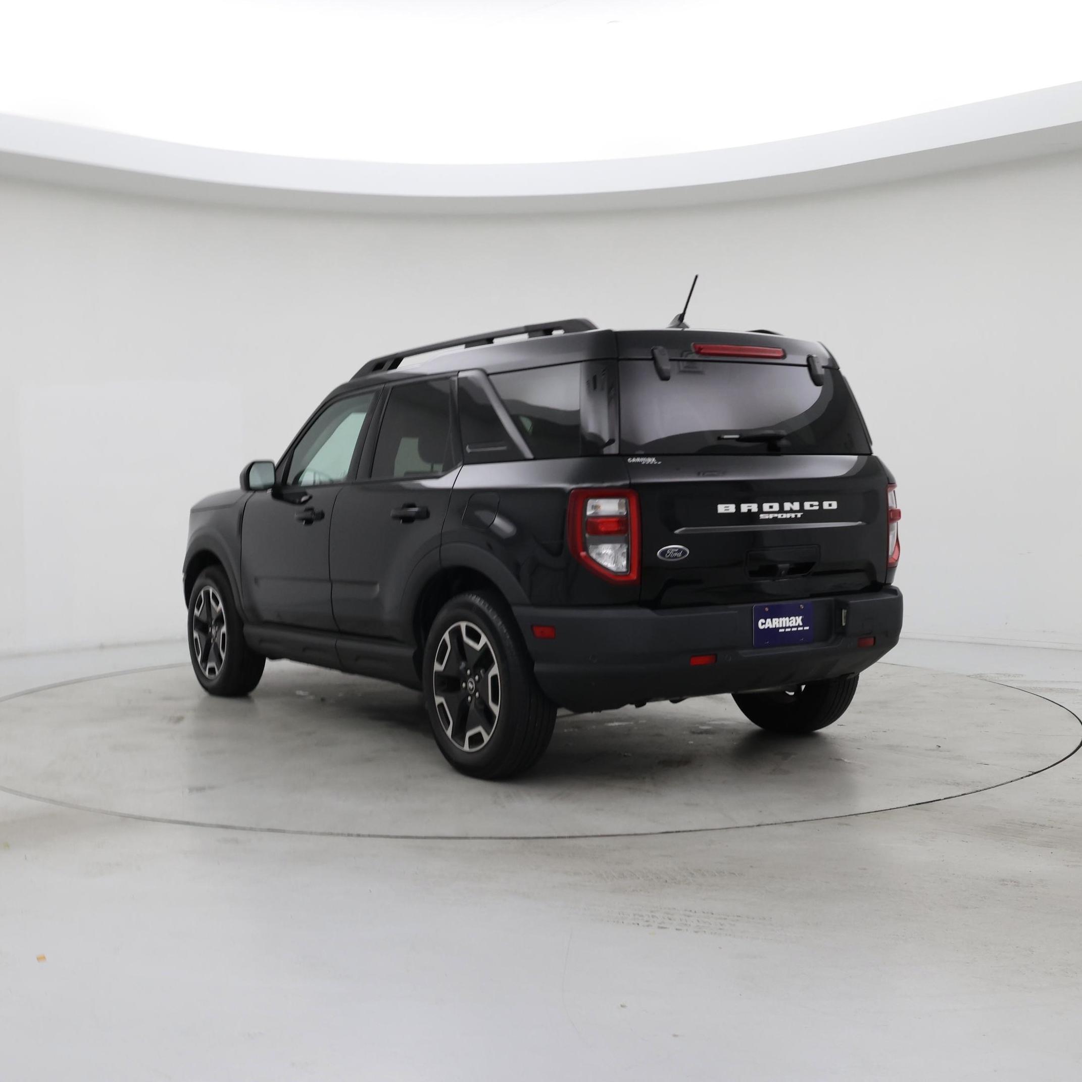 Thumbnail: 2022 Ford Bronco Sport - 2