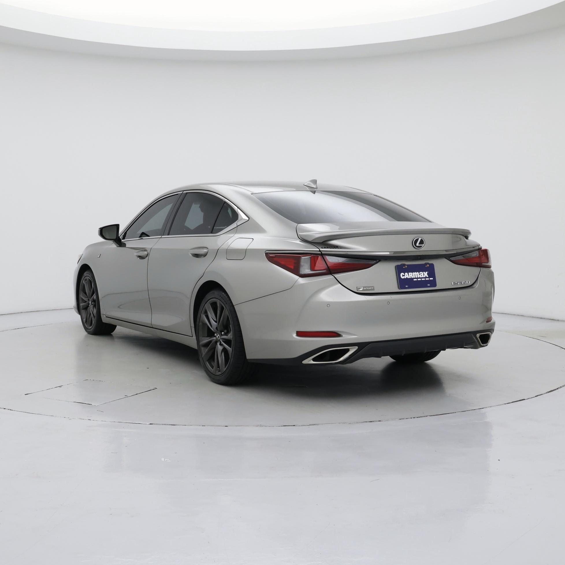 Thumbnail: 2021 Lexus ES - 2