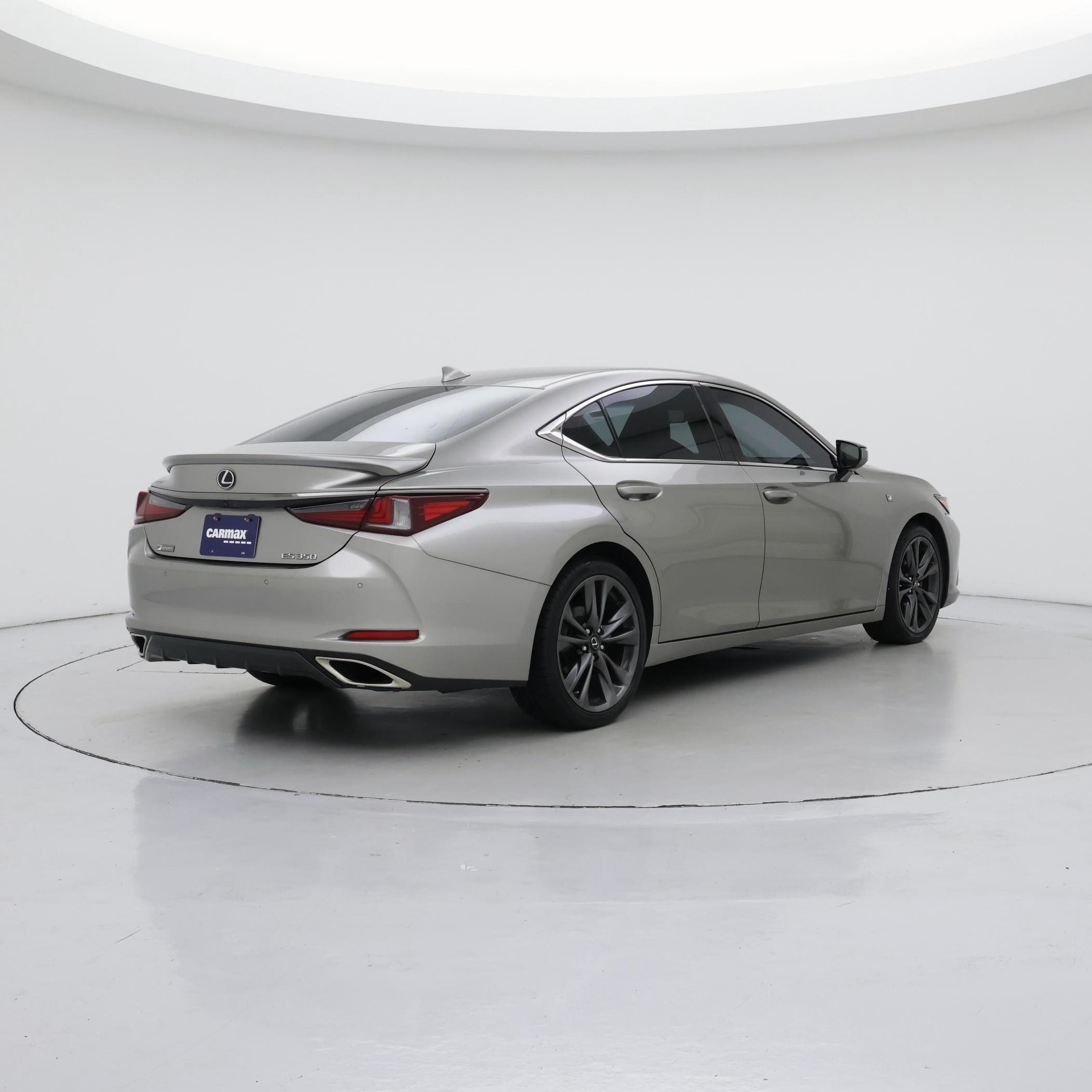 Thumbnail: 2021 Lexus ES - 8