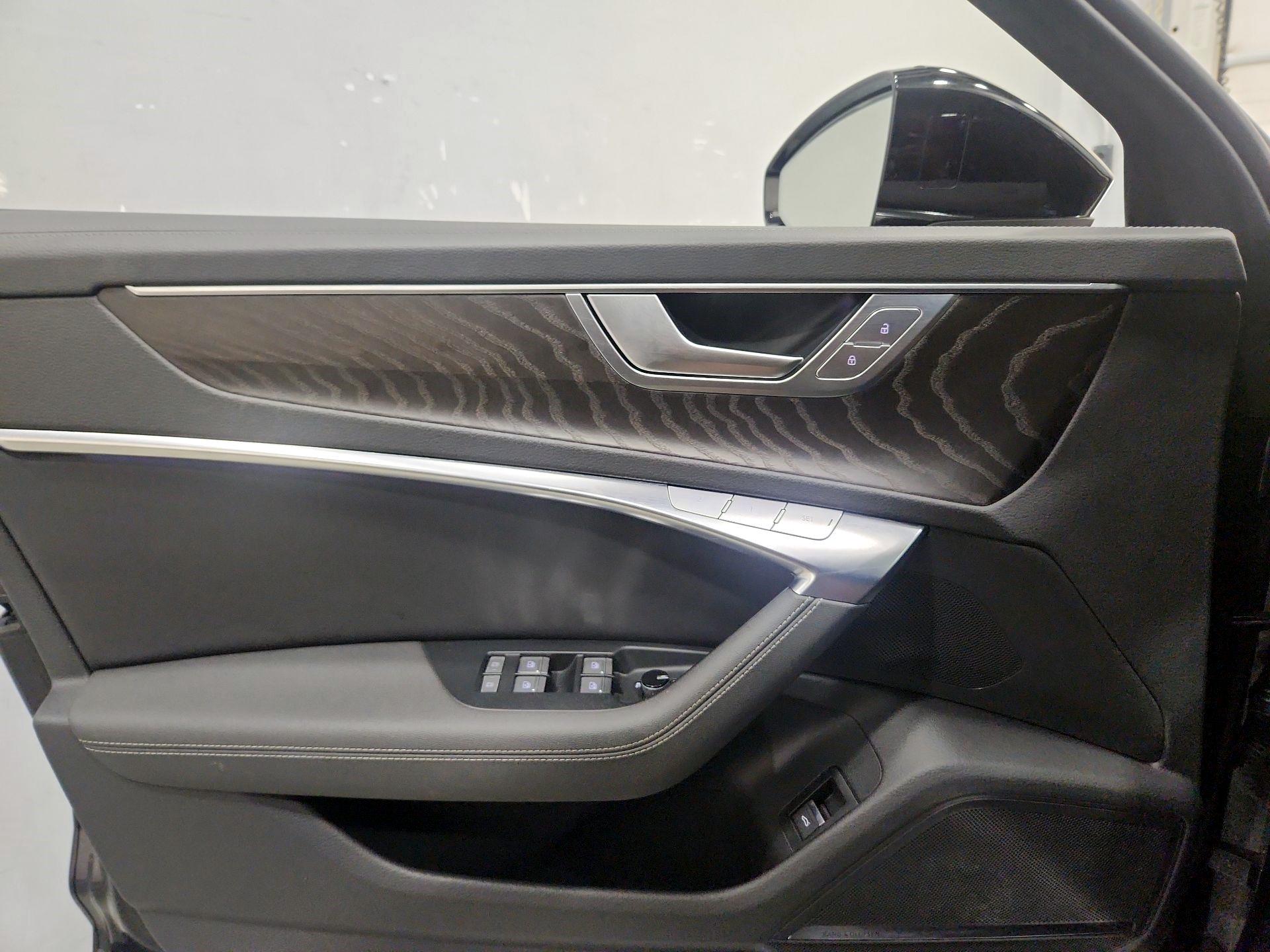 Thumbnail: 2021 Audi A6 - 12