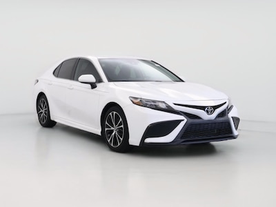 White 2021 Toyota Camry SE