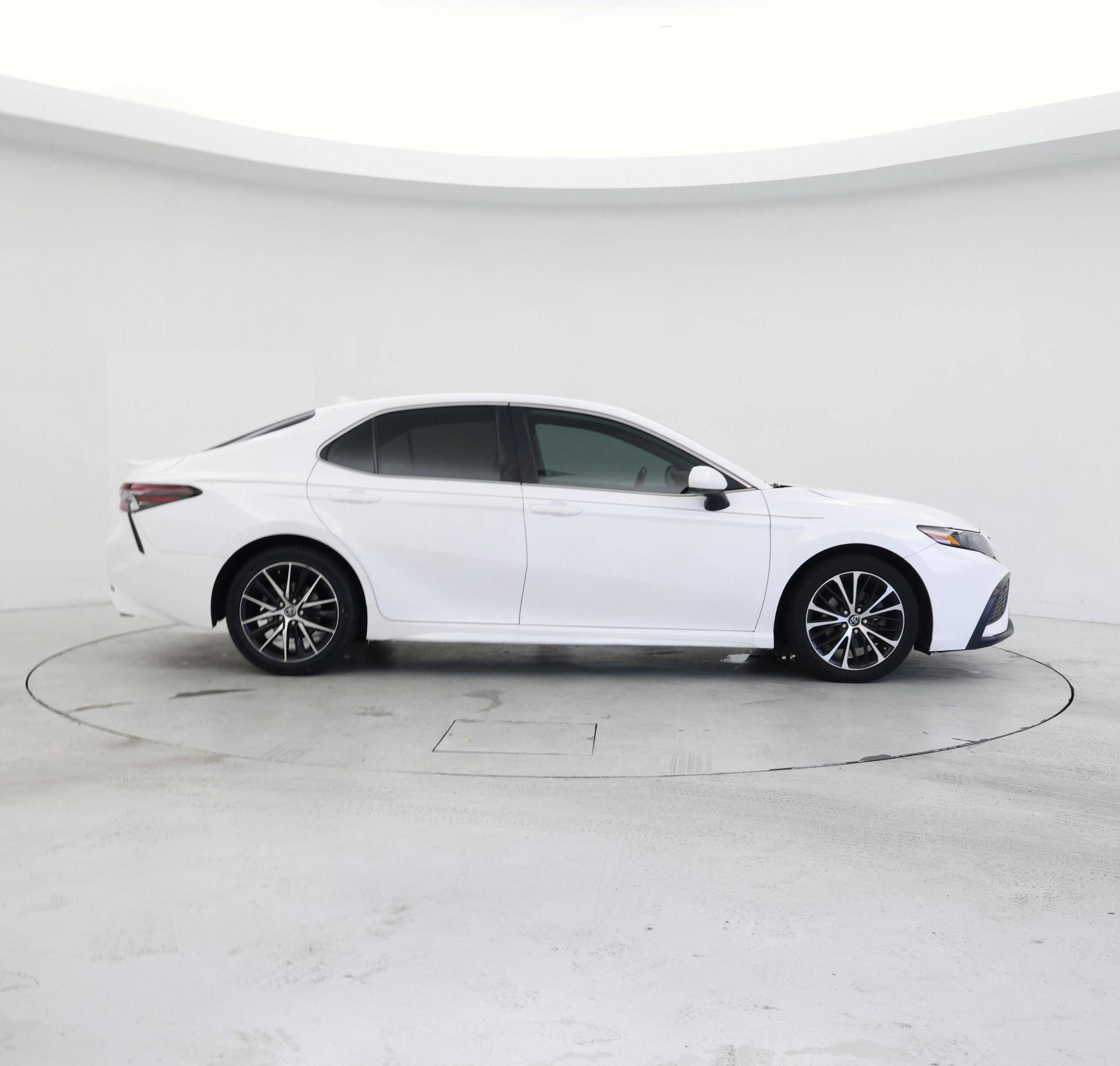 Thumbnail: 2021 Toyota Camry - 7