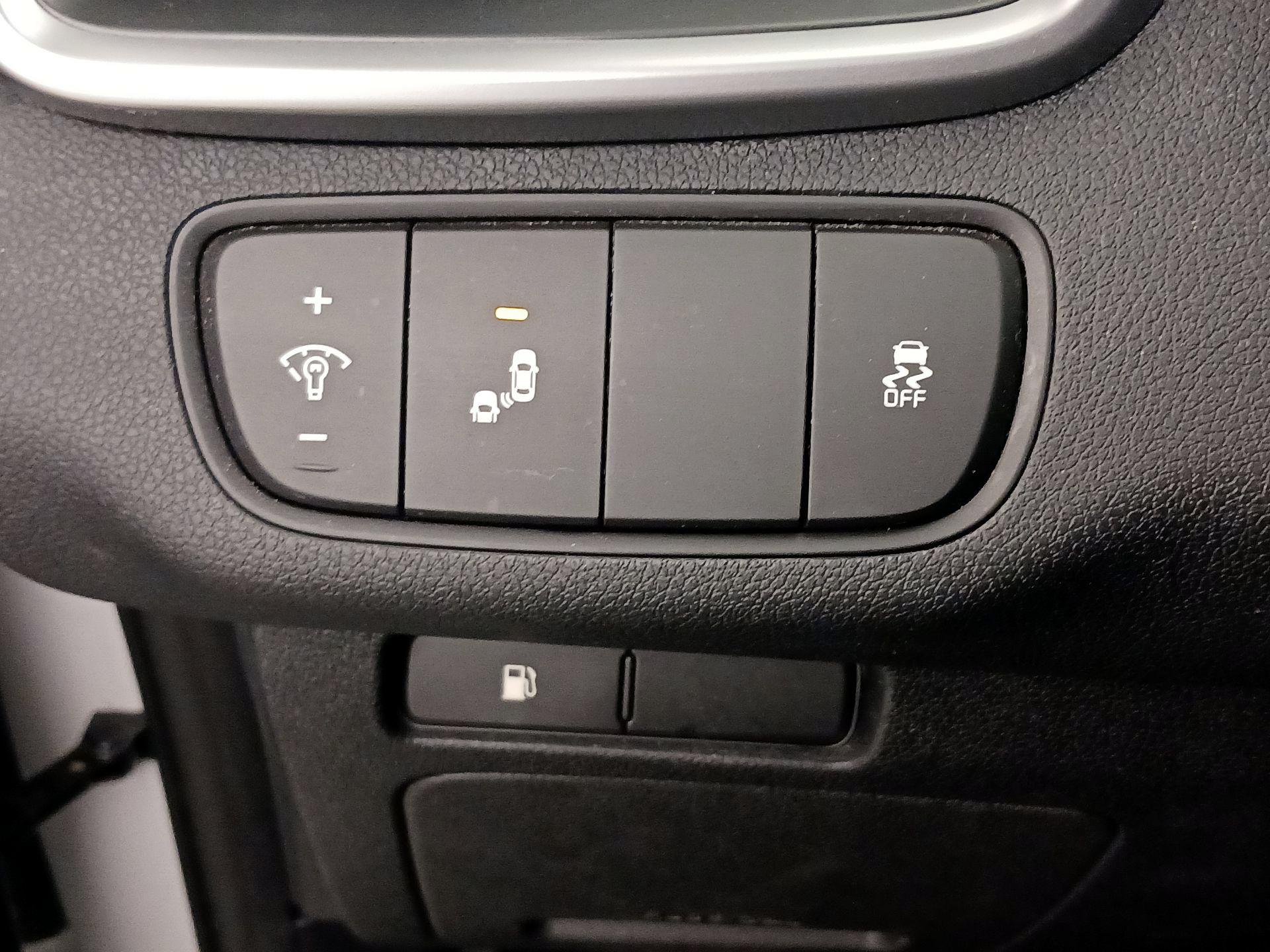 Thumbnail: 2019 Kia Sorento - 13