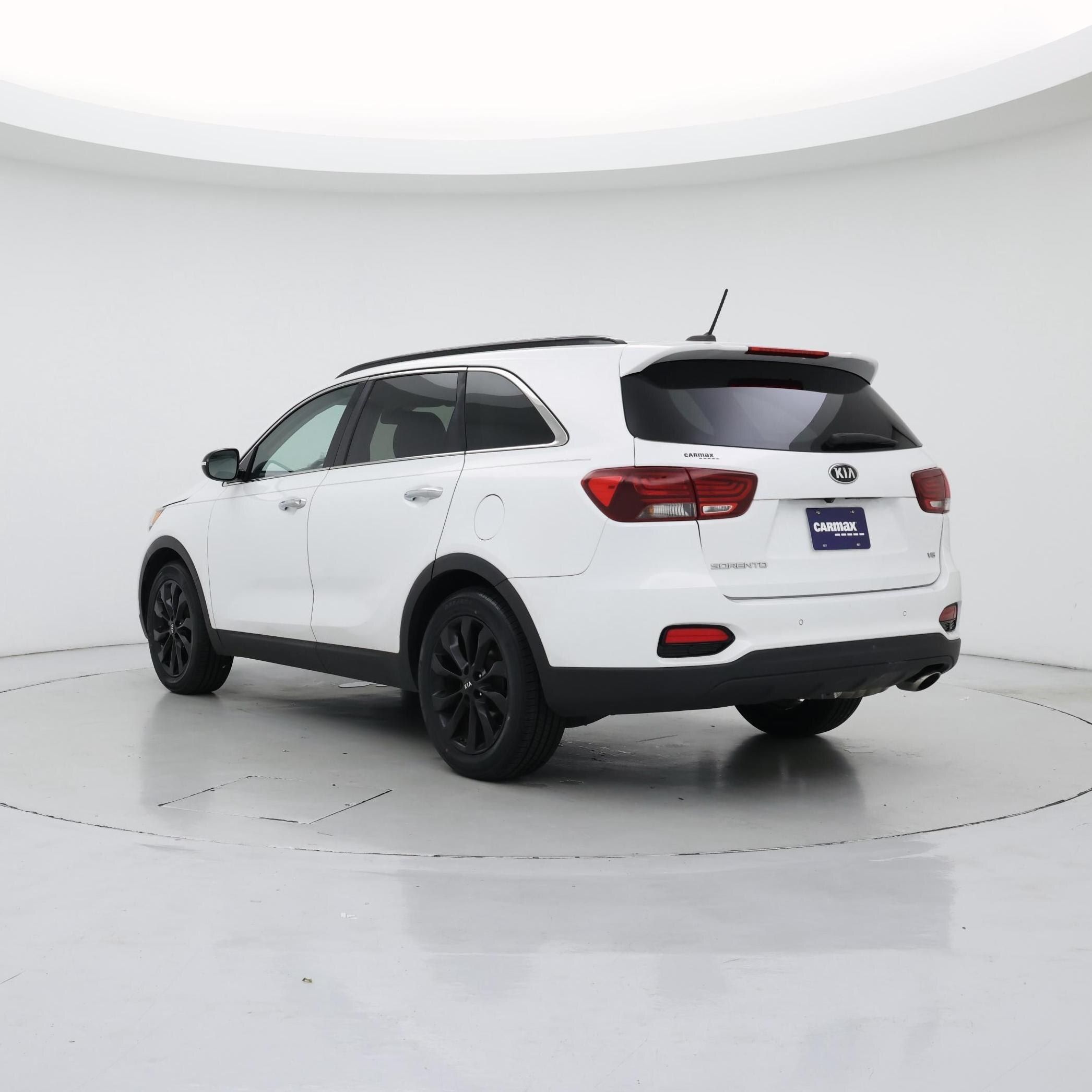 Thumbnail: 2019 Kia Sorento - 2