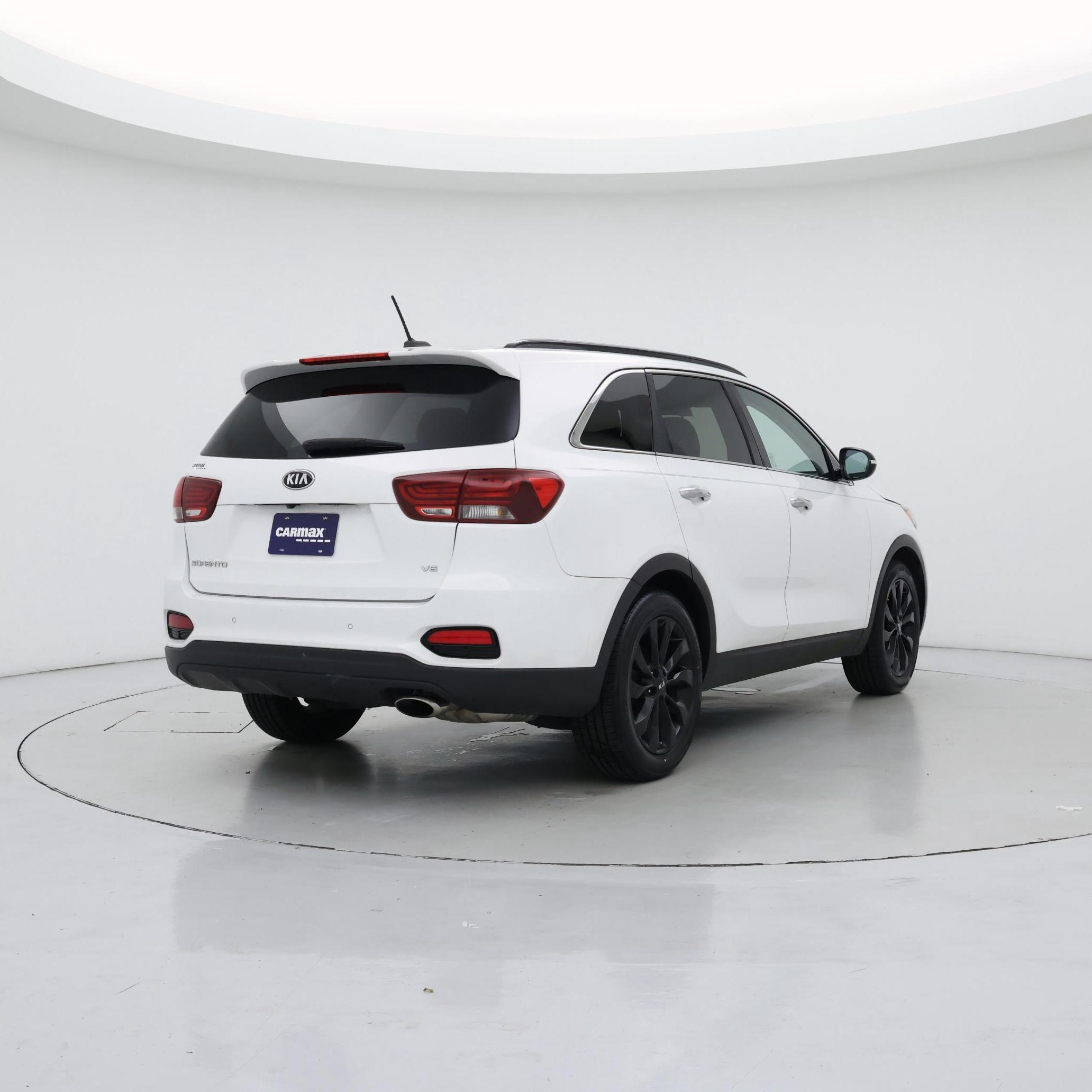 Thumbnail: 2019 Kia Sorento - 8