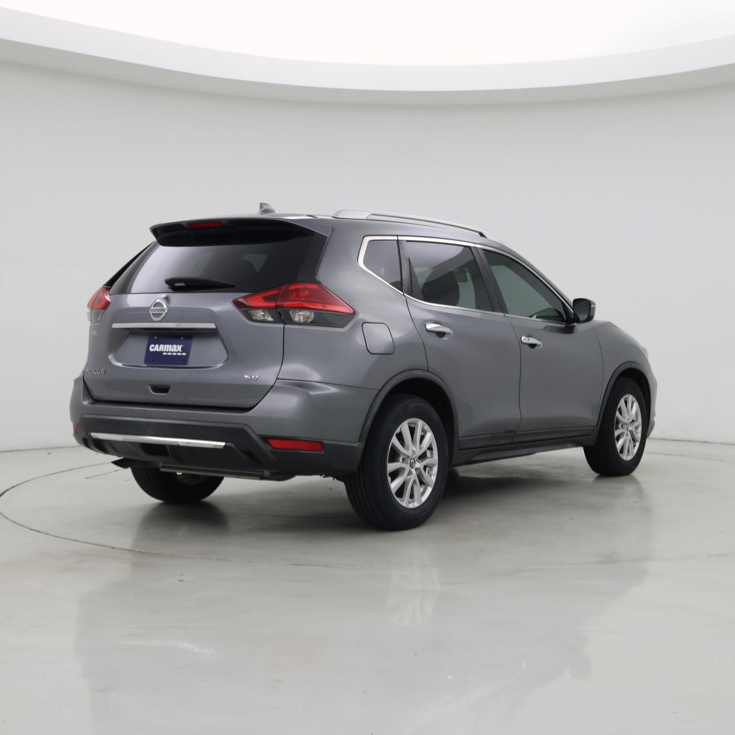 Thumbnail: 2017 Nissan Rogue - 8
