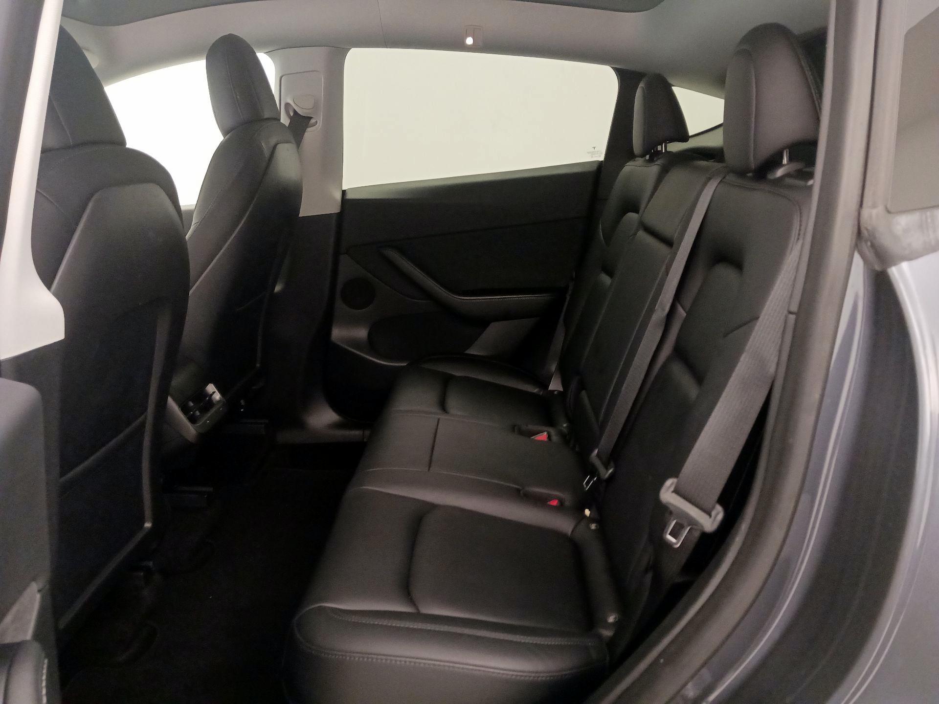 Thumbnail: 2021 Tesla Model Y - 18