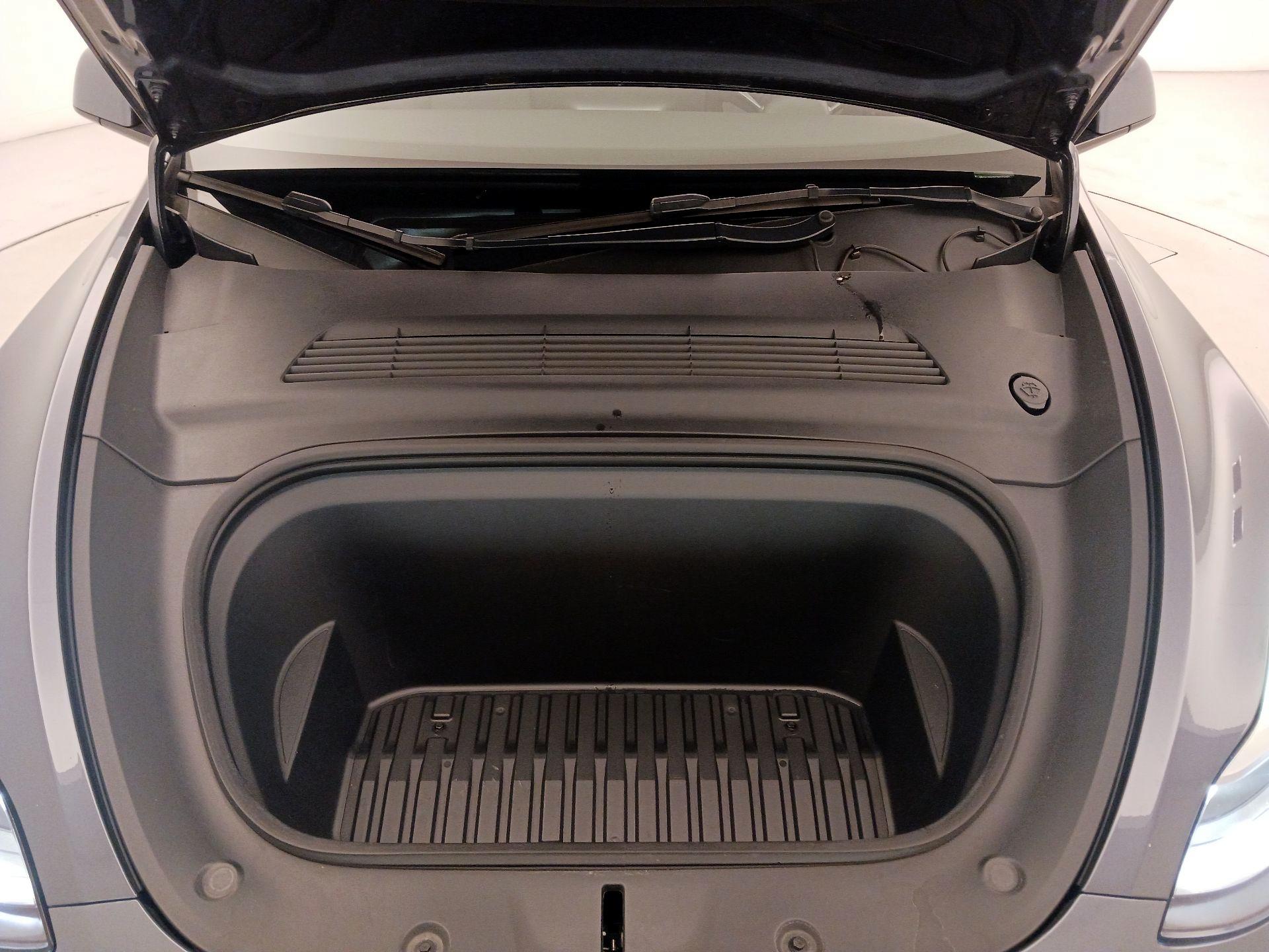 Thumbnail: 2021 Tesla Model Y - 20