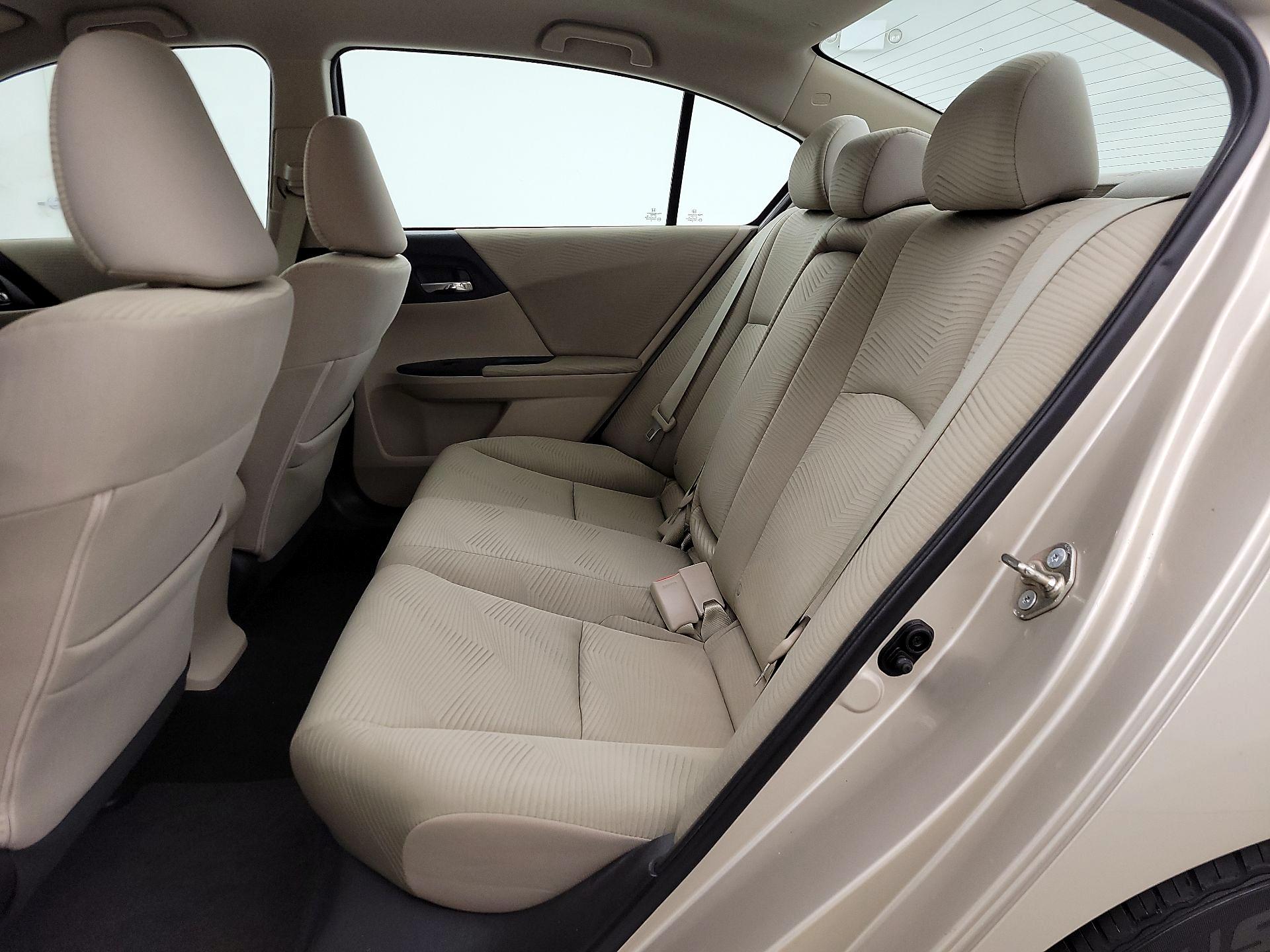 Thumbnail: 2015 Honda Accord - 19