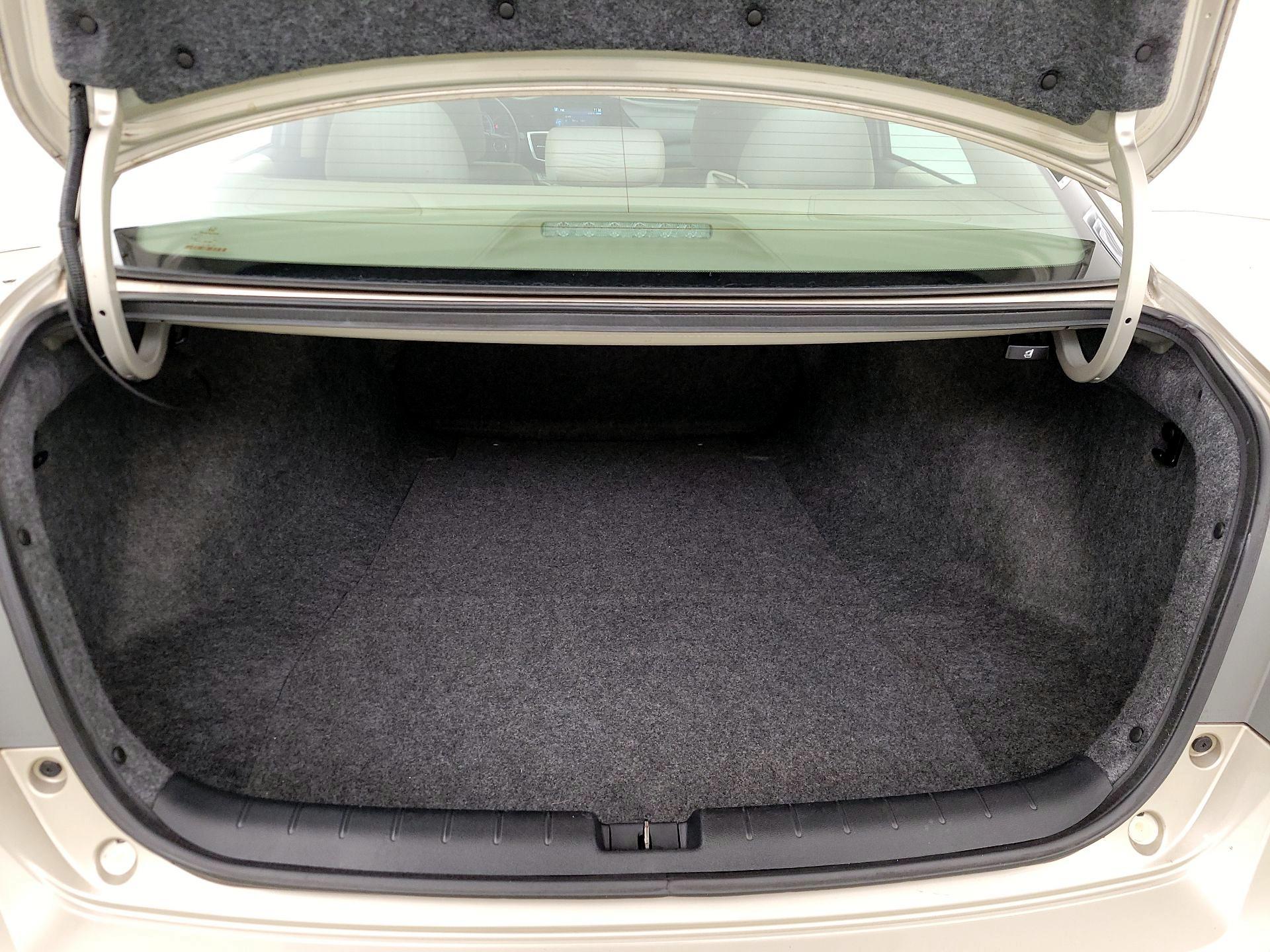 Thumbnail: 2015 Honda Accord - 20