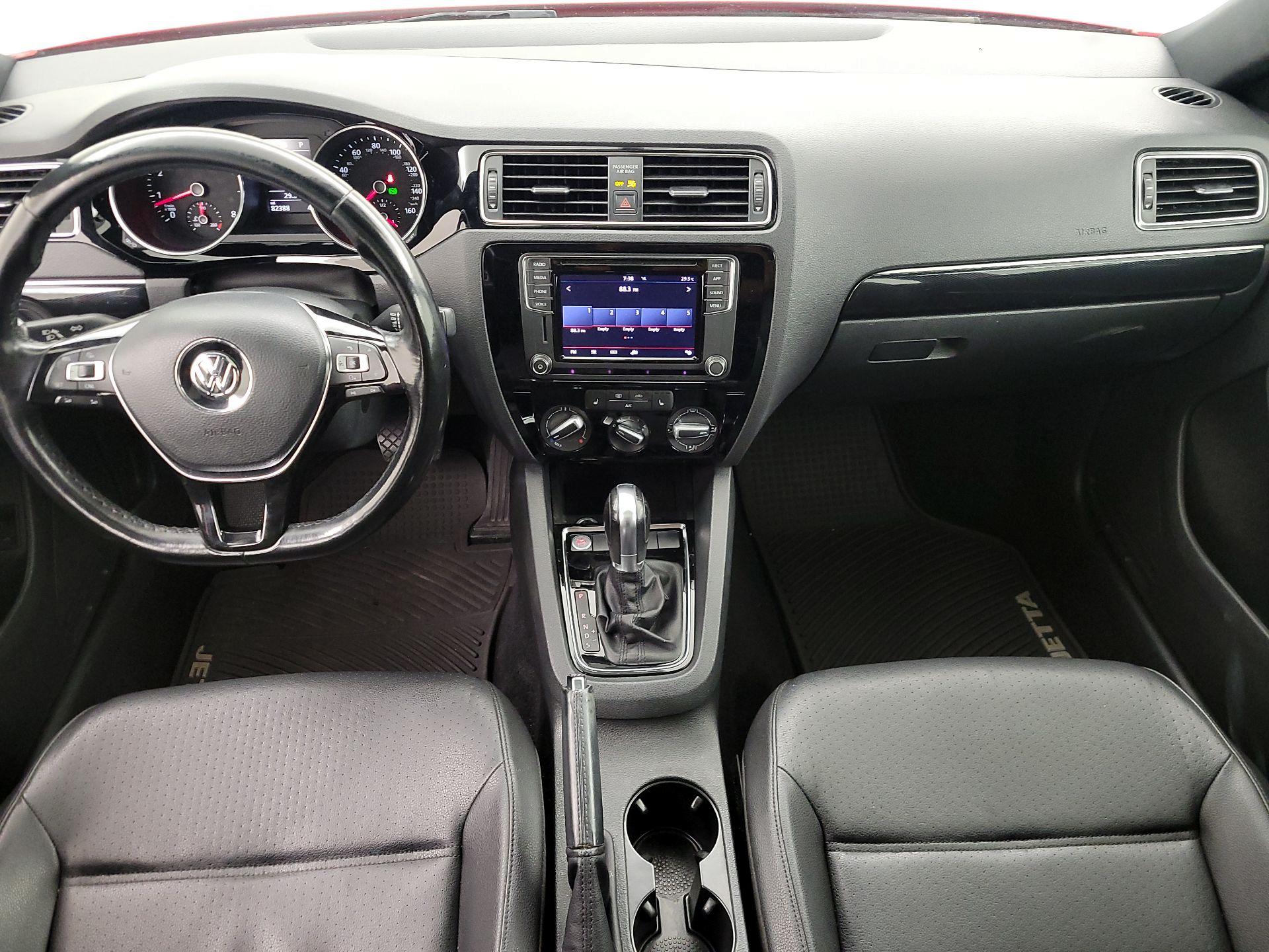 Thumbnail: 2018 Volkswagen Jetta - 9