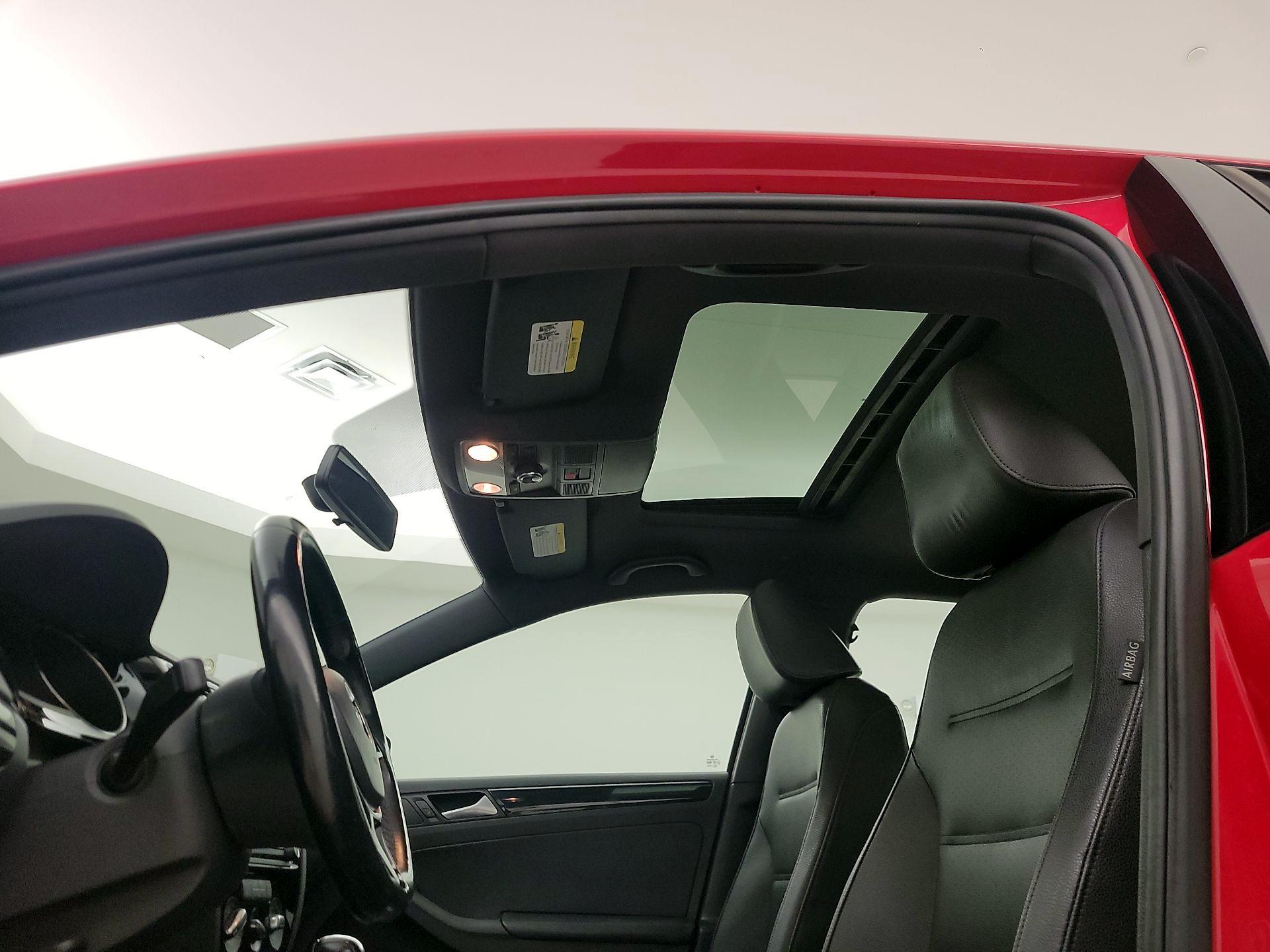 Thumbnail: 2018 Volkswagen Jetta - 19