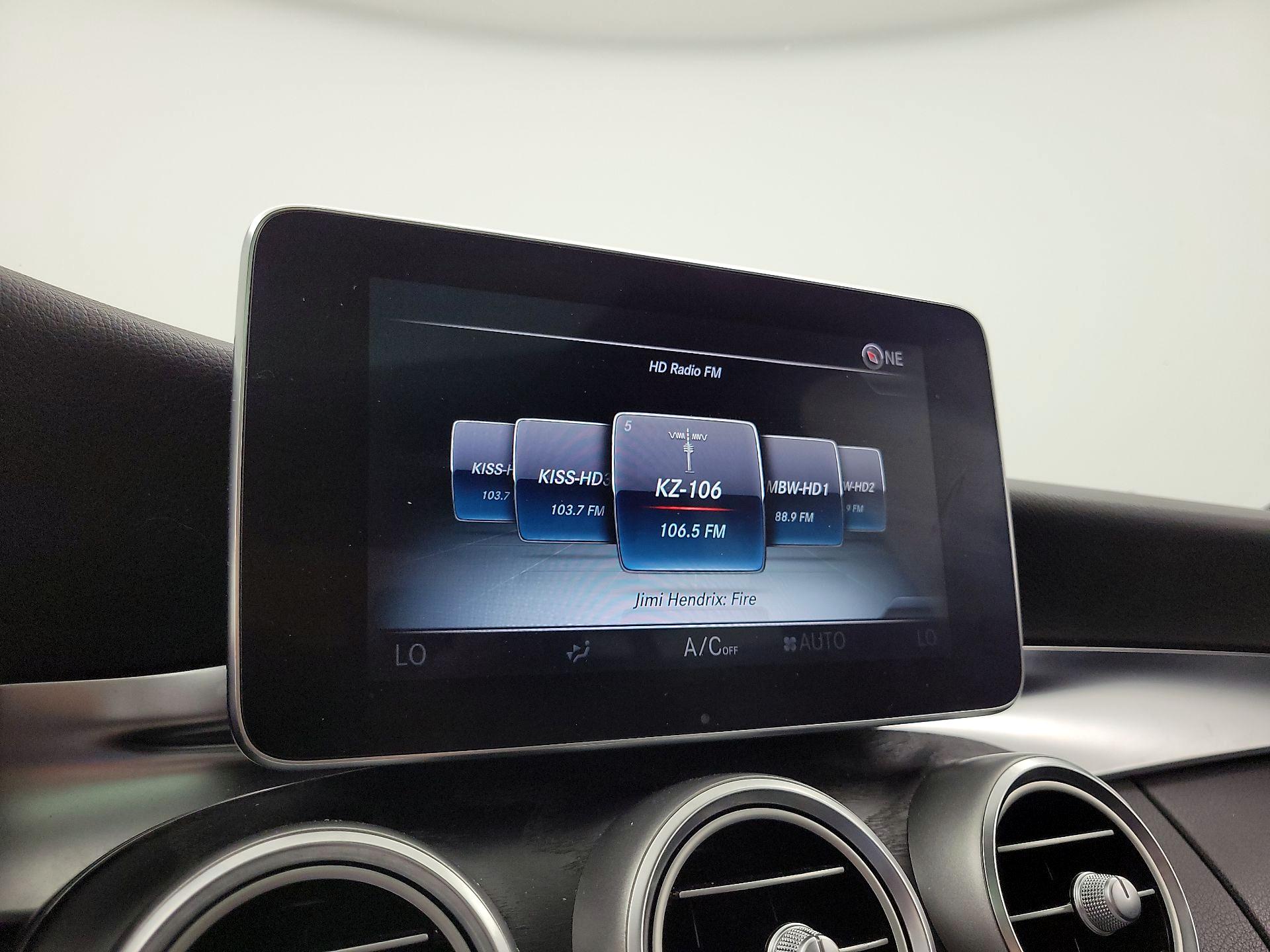 Thumbnail: 2016 Mercedes-Benz C-Class - 15