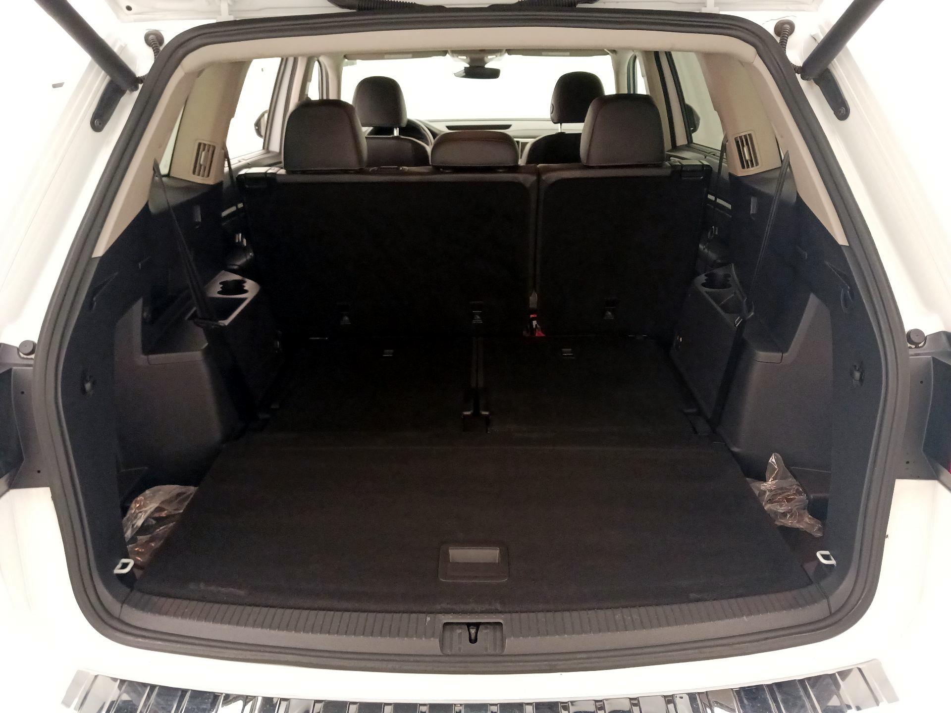 Thumbnail: 2019 Volkswagen Atlas - 20