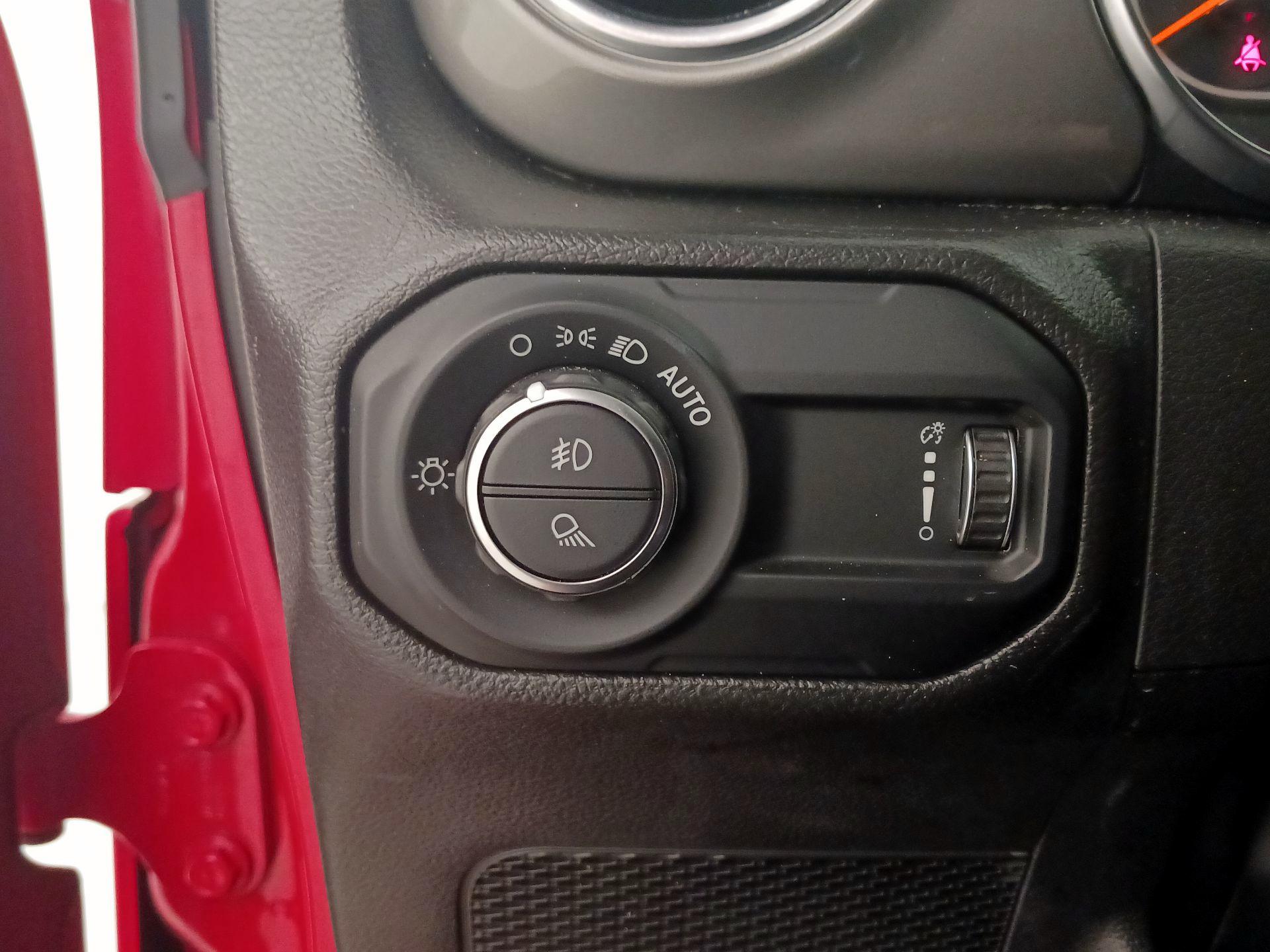 Thumbnail: 2023 Jeep Gladiator - 13
