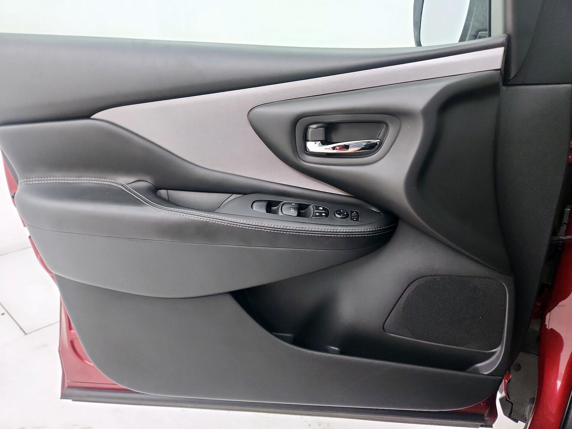Thumbnail: 2019 Nissan Murano - 12