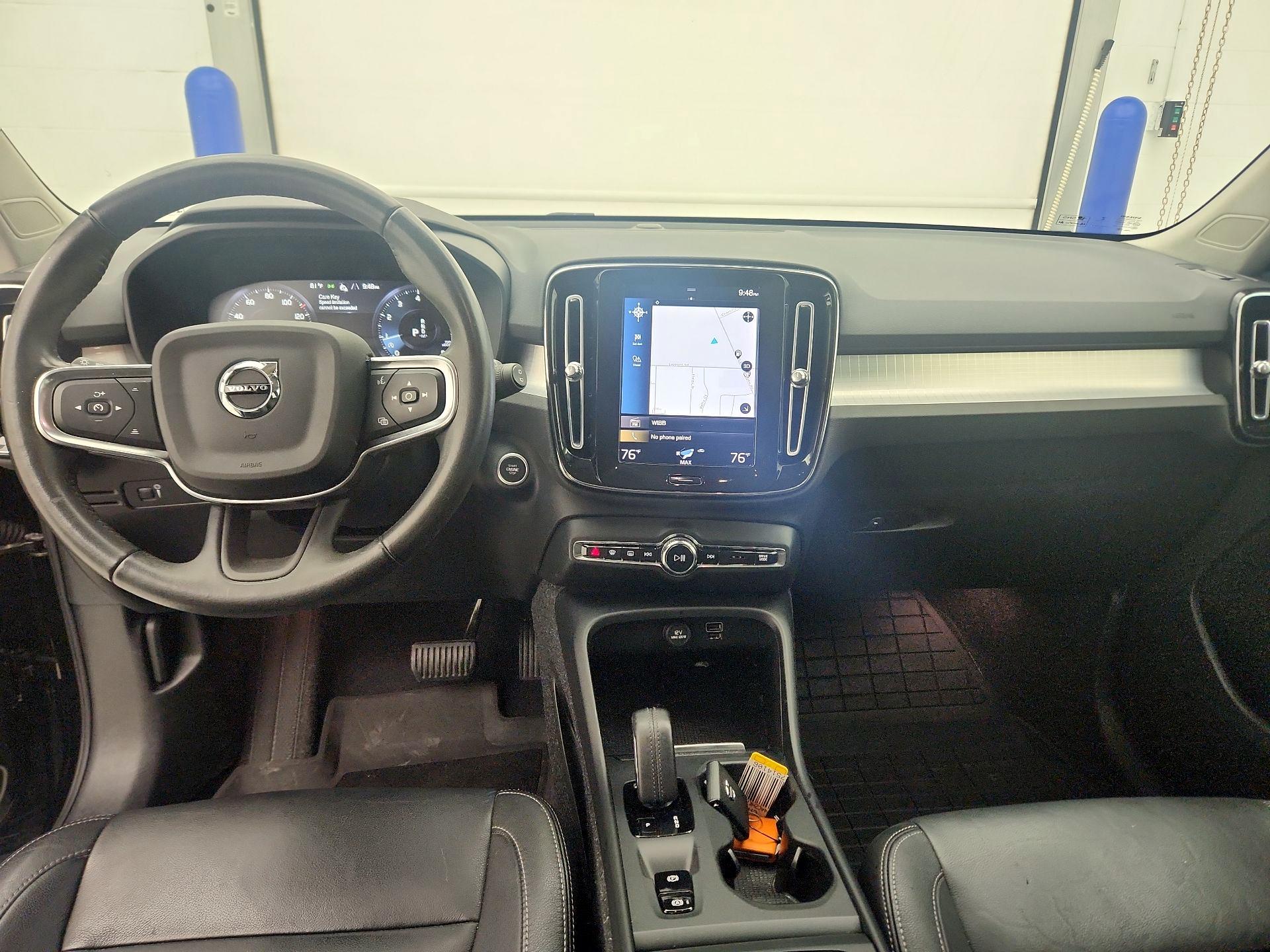 Thumbnail: 2021 Volvo XC40 - 9