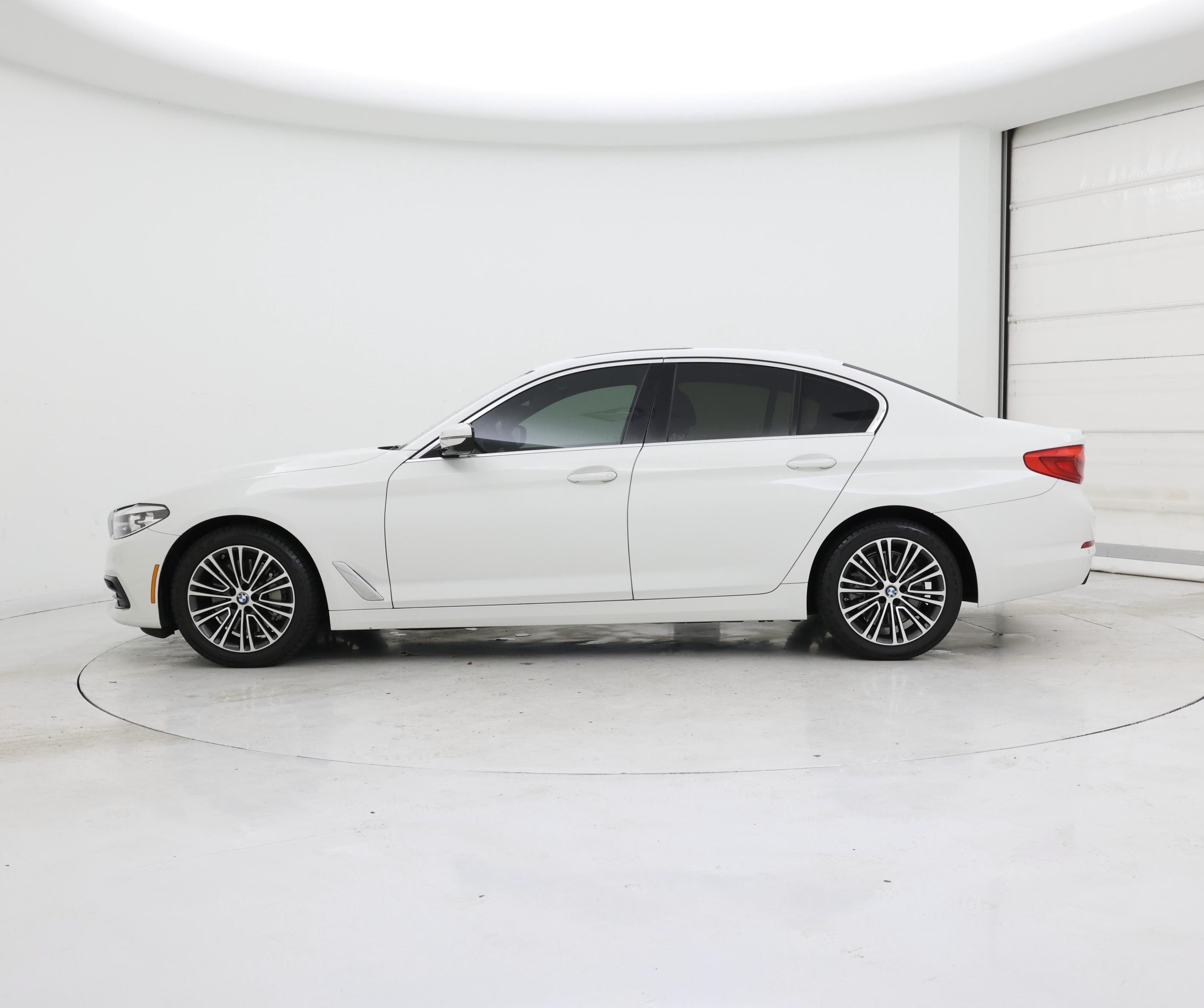 Thumbnail: 2020 BMW 5 Series - 3