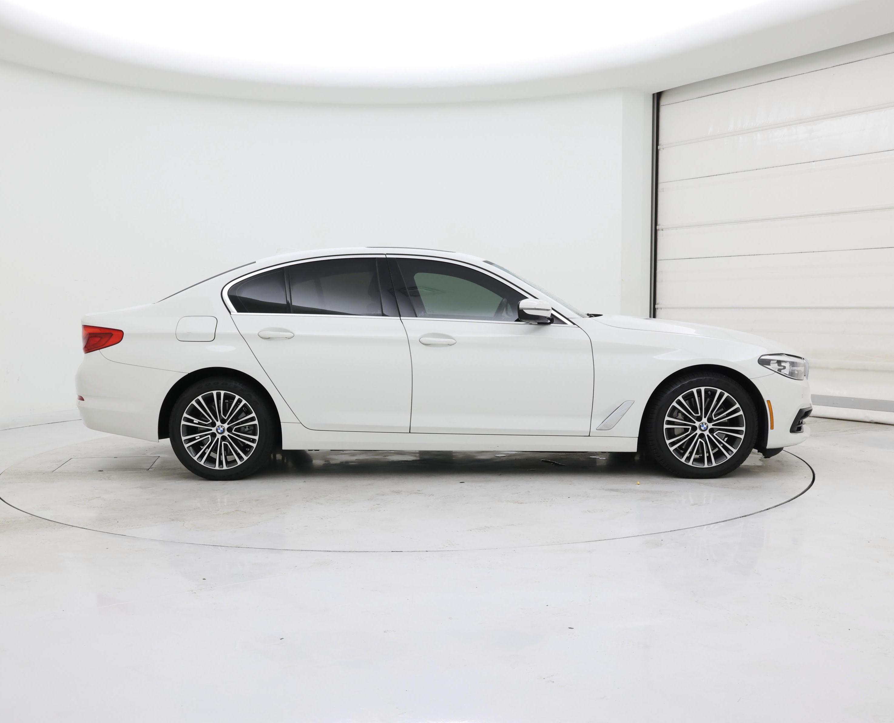 Thumbnail: 2020 BMW 5 Series - 7