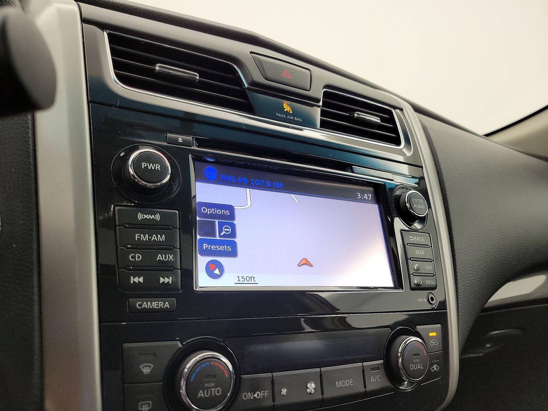 Thumbnail: 2013 Nissan Altima - 14