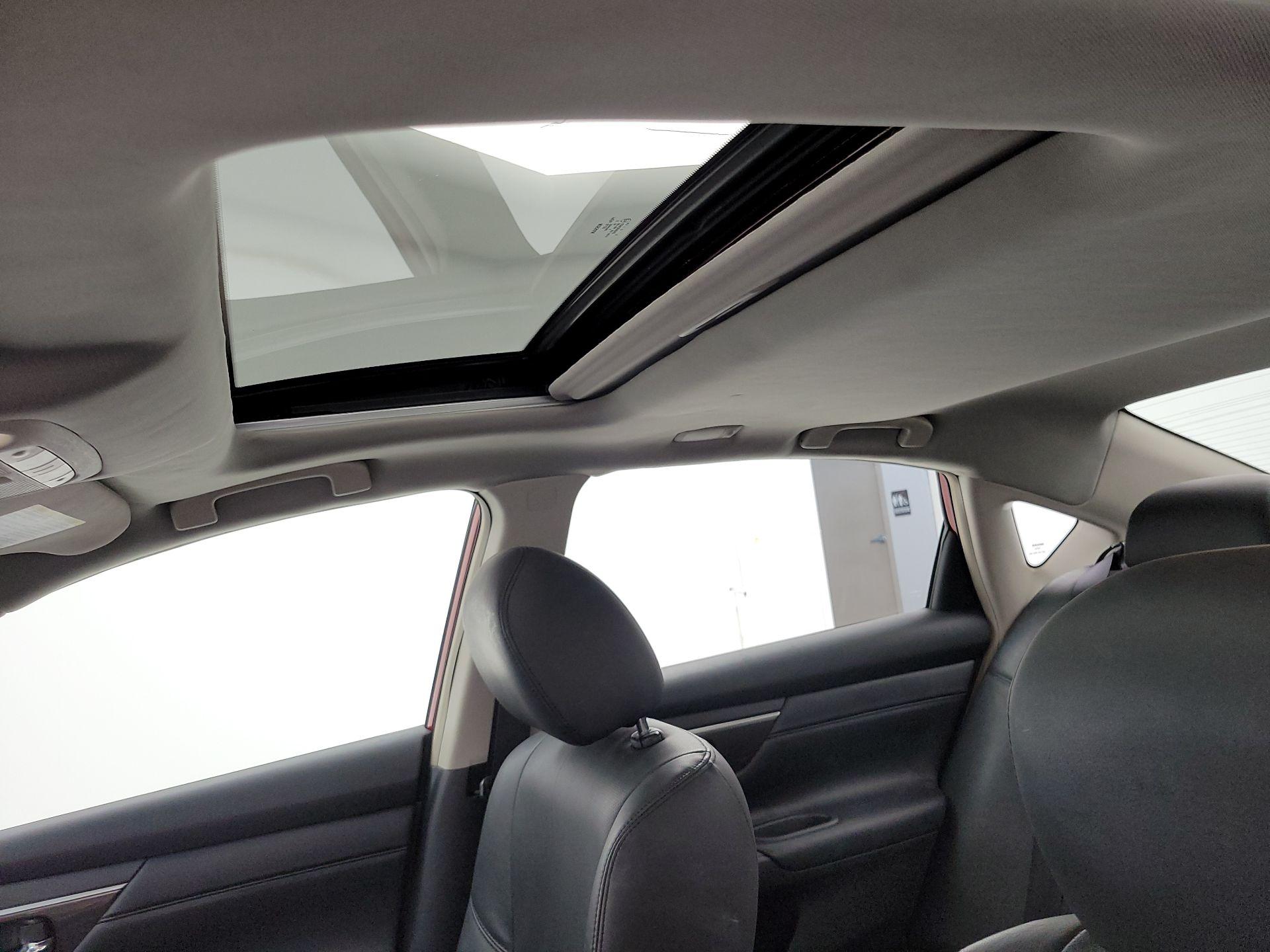 Thumbnail: 2013 Nissan Altima - 20