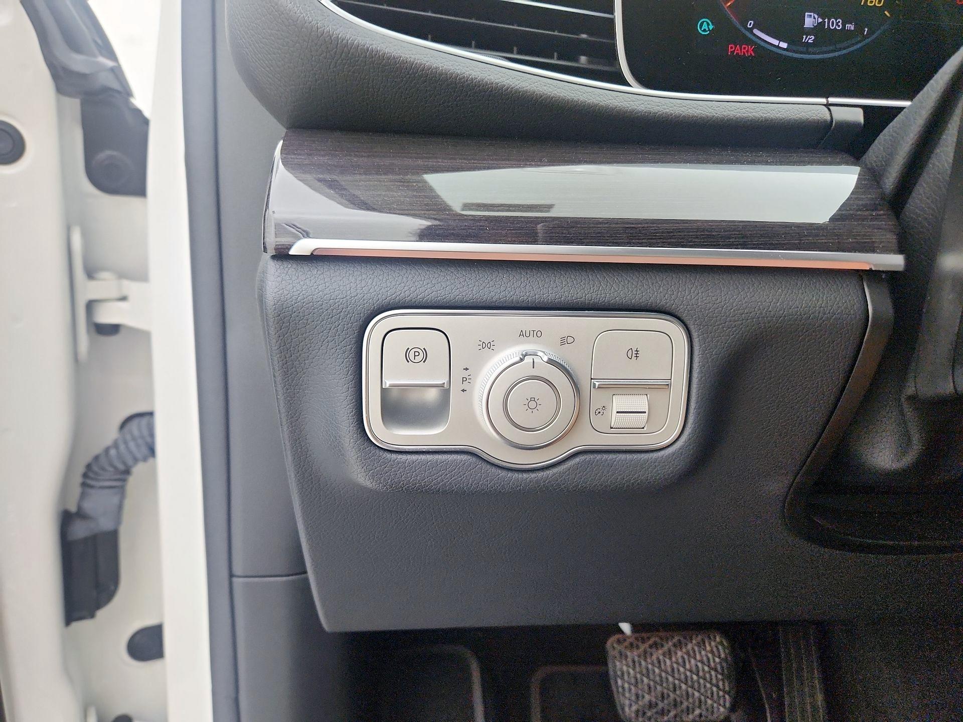 Thumbnail: 2021 Mercedes-Benz GLE - 13