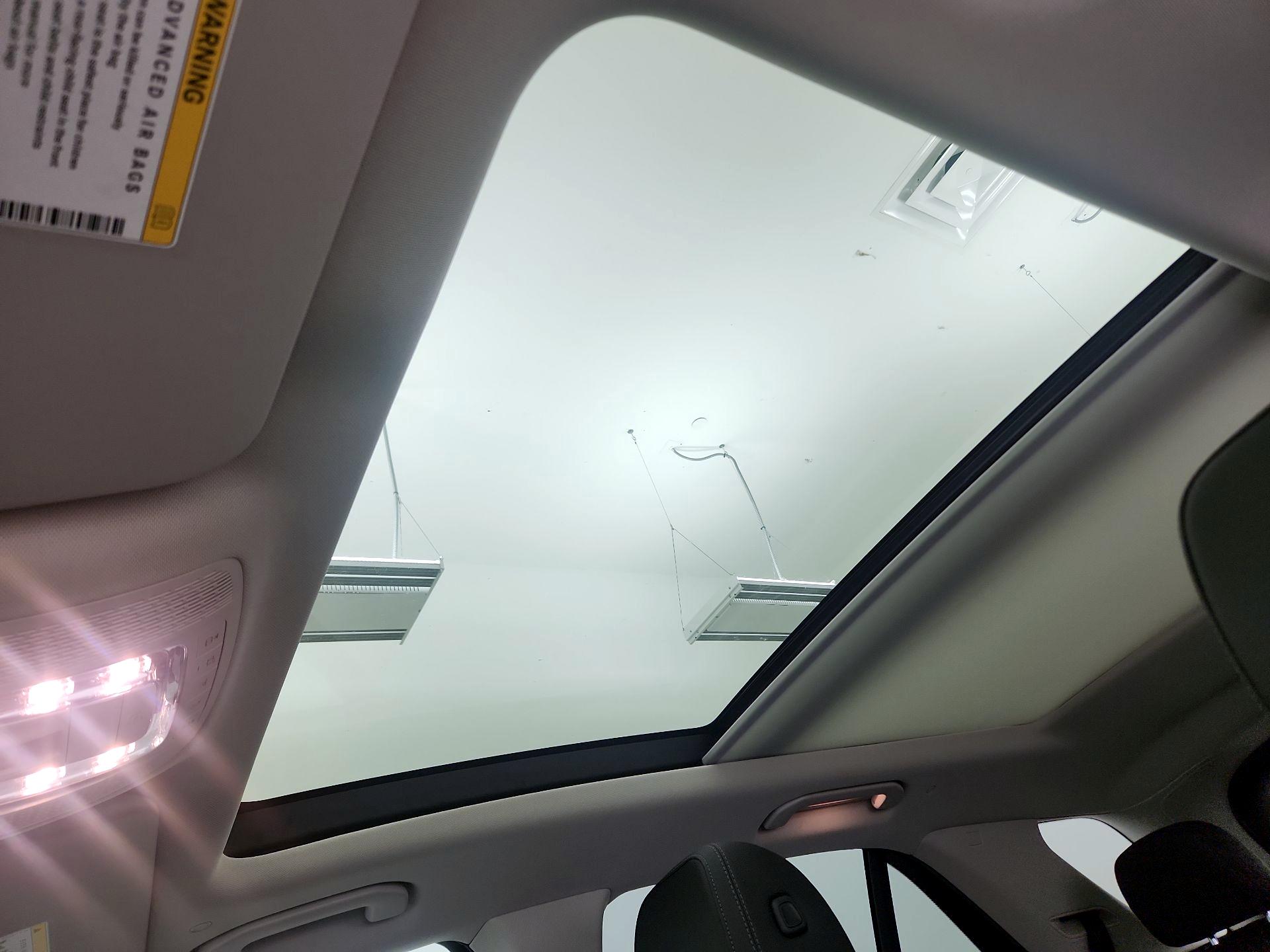 Thumbnail: 2021 Mercedes-Benz GLE - 18