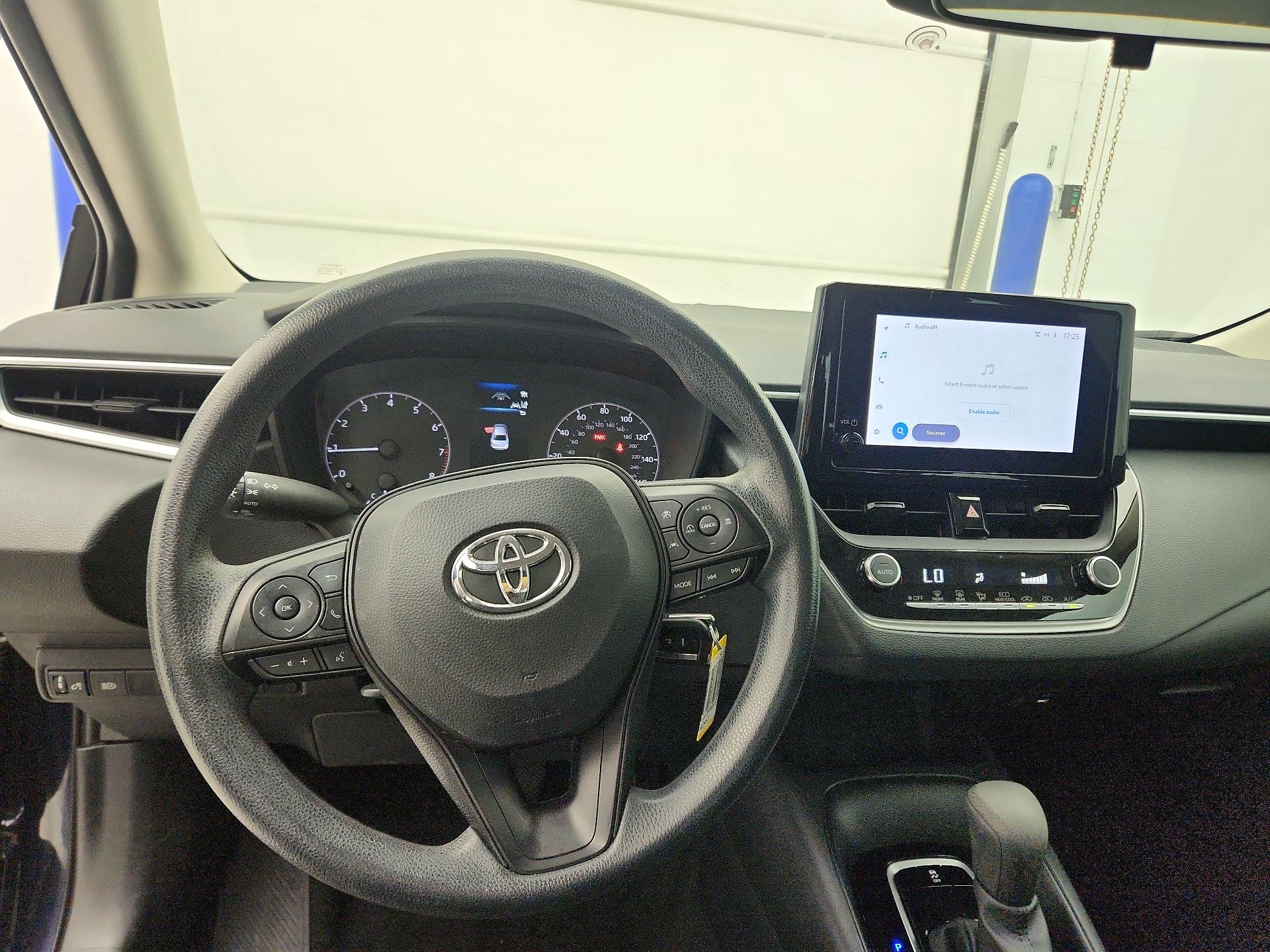 Thumbnail: 2023 Toyota Corolla - 9