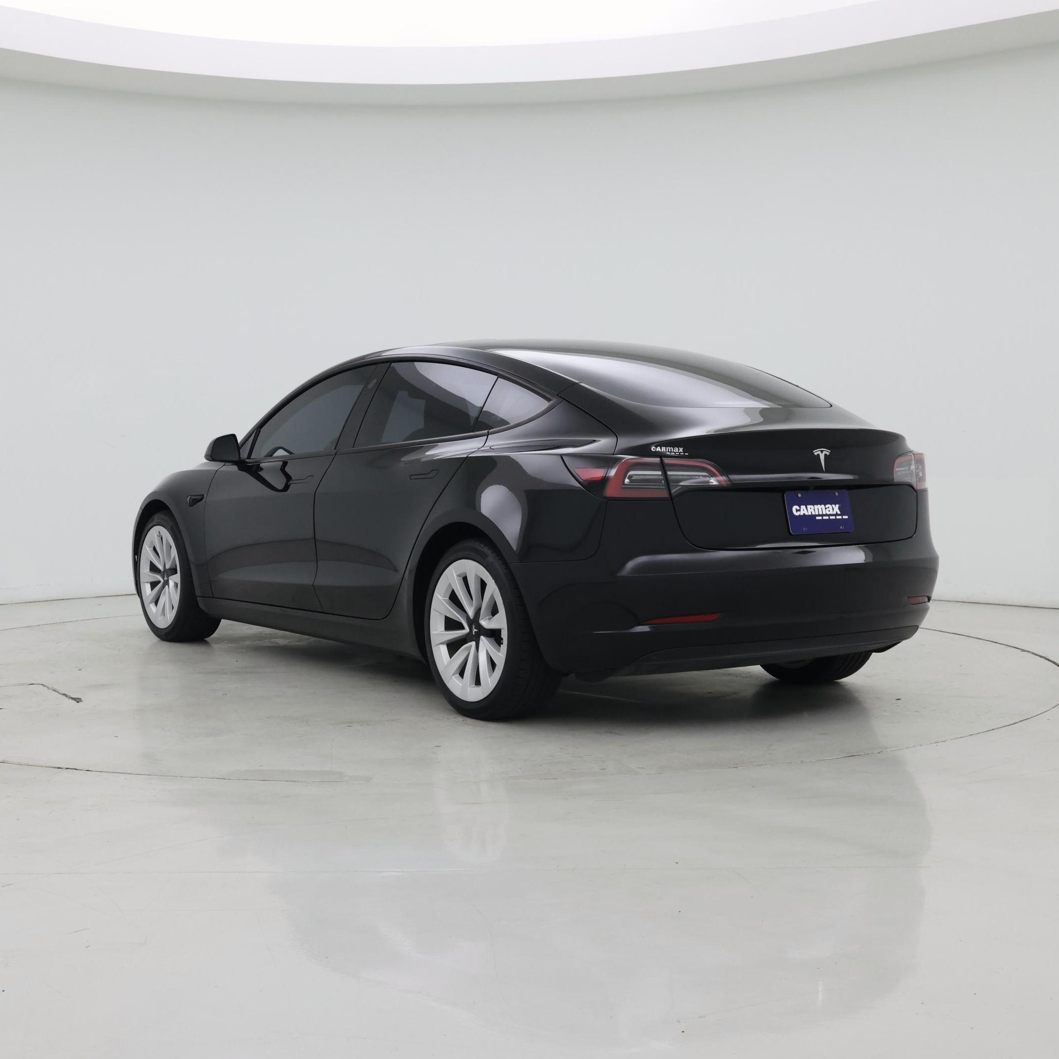 Thumbnail: 2023 Tesla Model 3 - 2