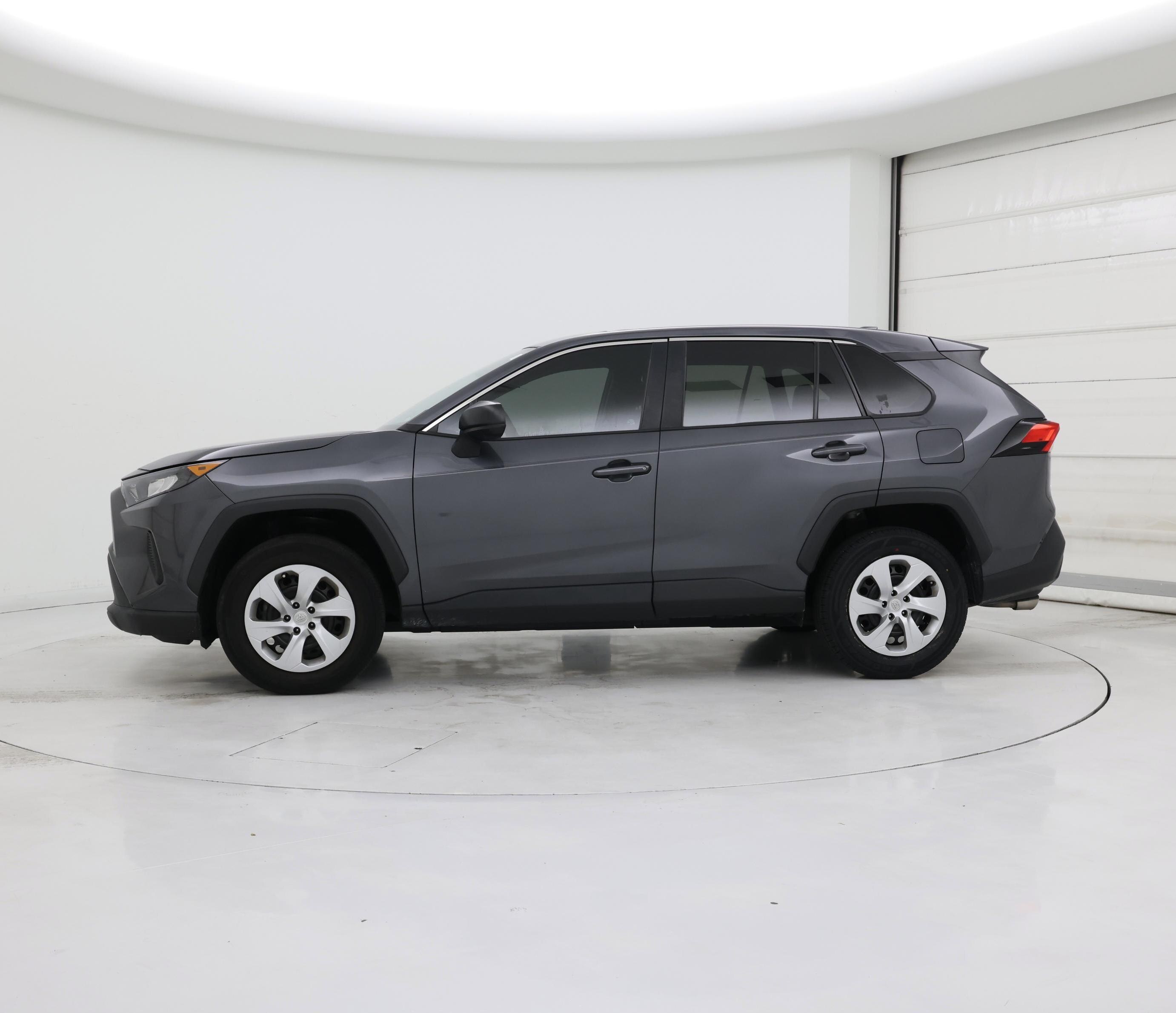 Thumbnail: 2022 Toyota RAV4 - 3