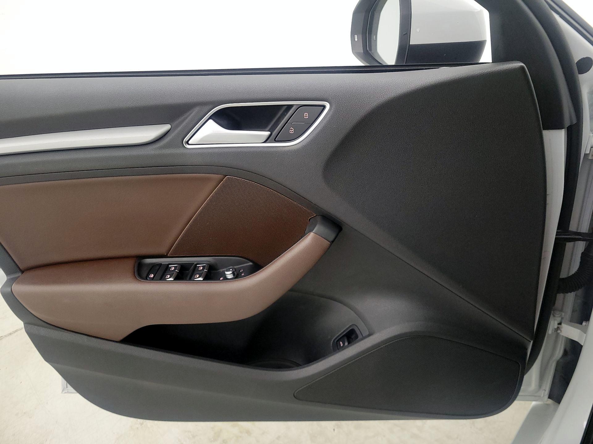 Thumbnail: 2016 Audi A3 - 12