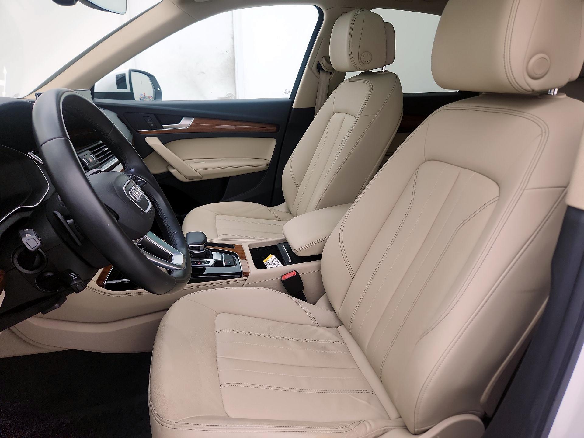 Thumbnail: 2021 Audi Q5 - 11