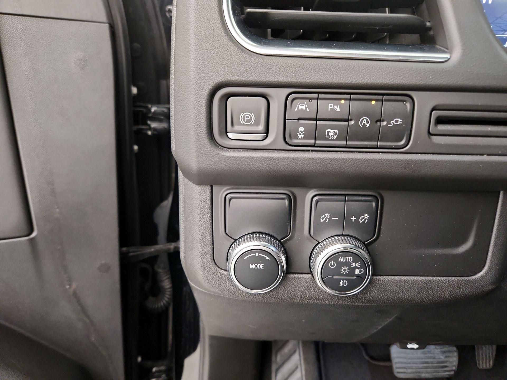 Thumbnail: 2022 GMC Yukon XL - 13