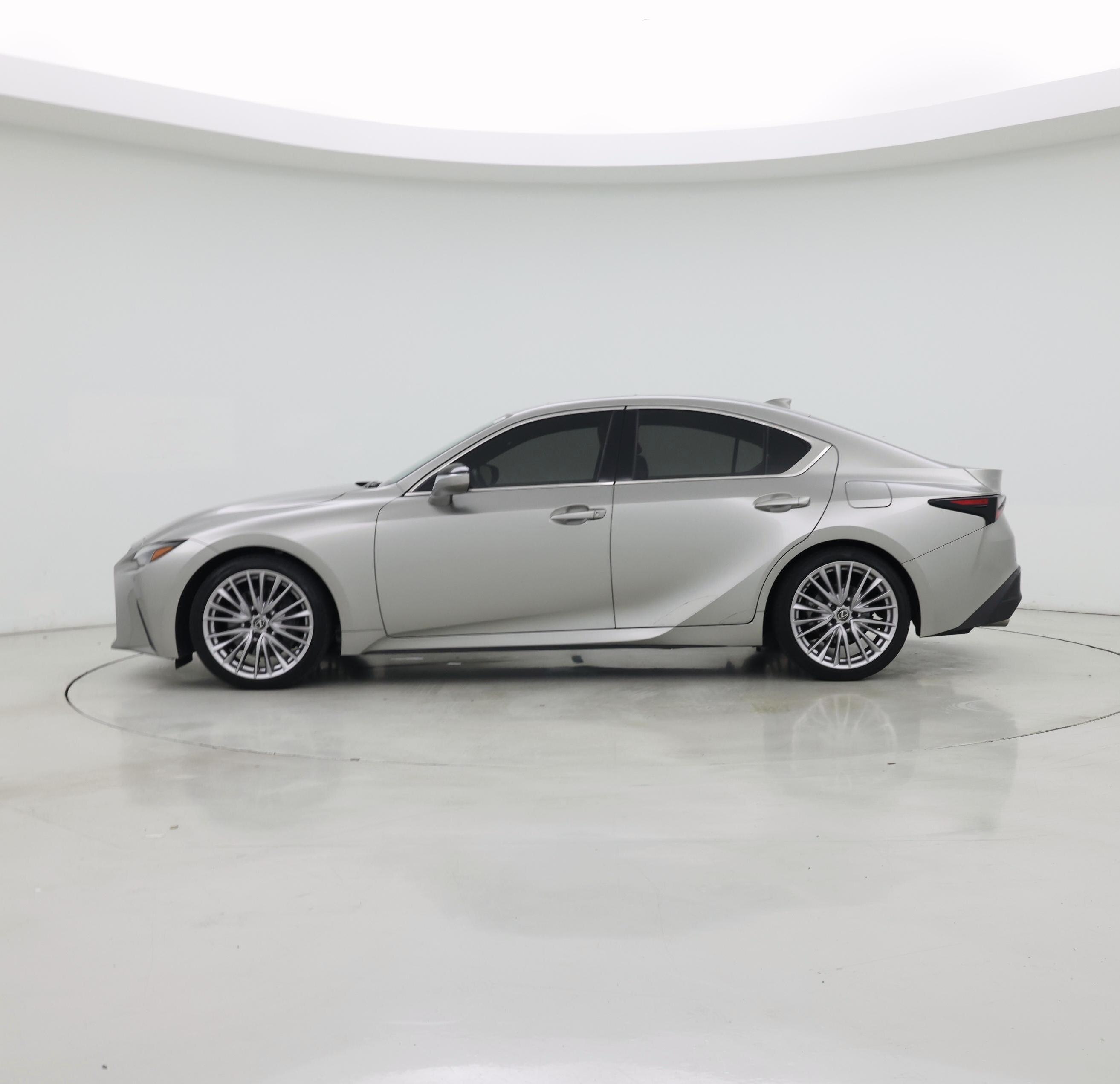 Thumbnail: 2023 Lexus IS - 3