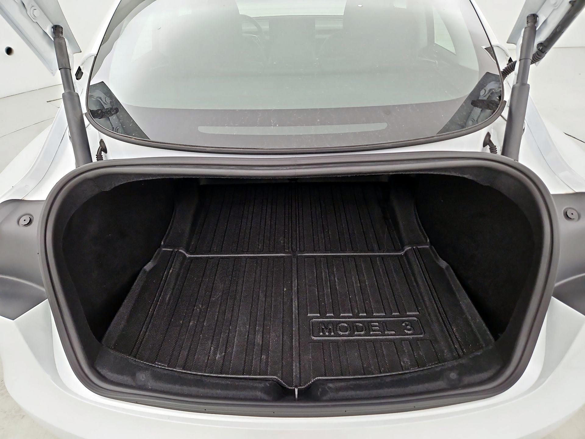 Thumbnail: 2024 Tesla Model 3 - 20