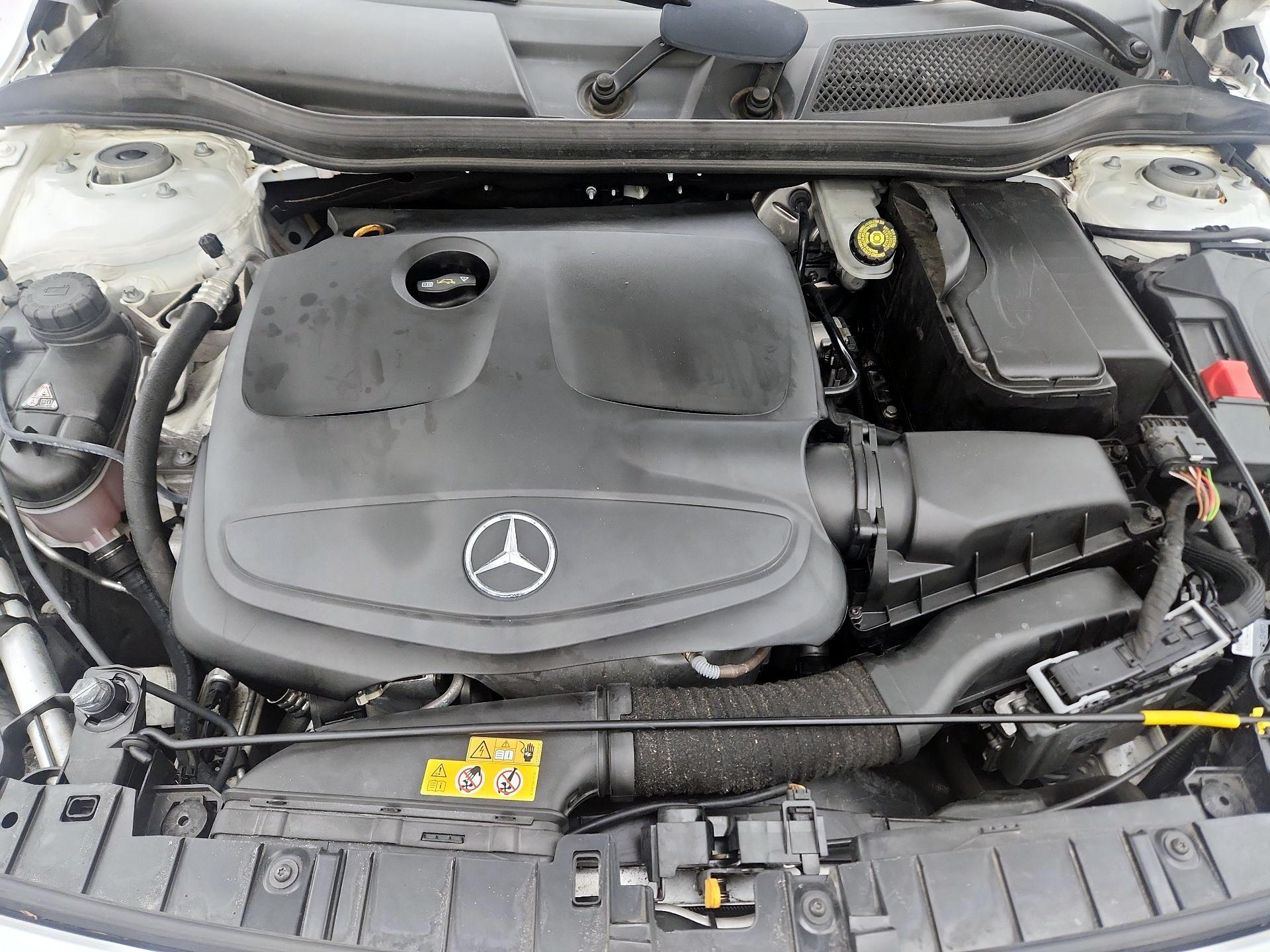 Thumbnail: 2020 Mercedes-Benz GLA - 20