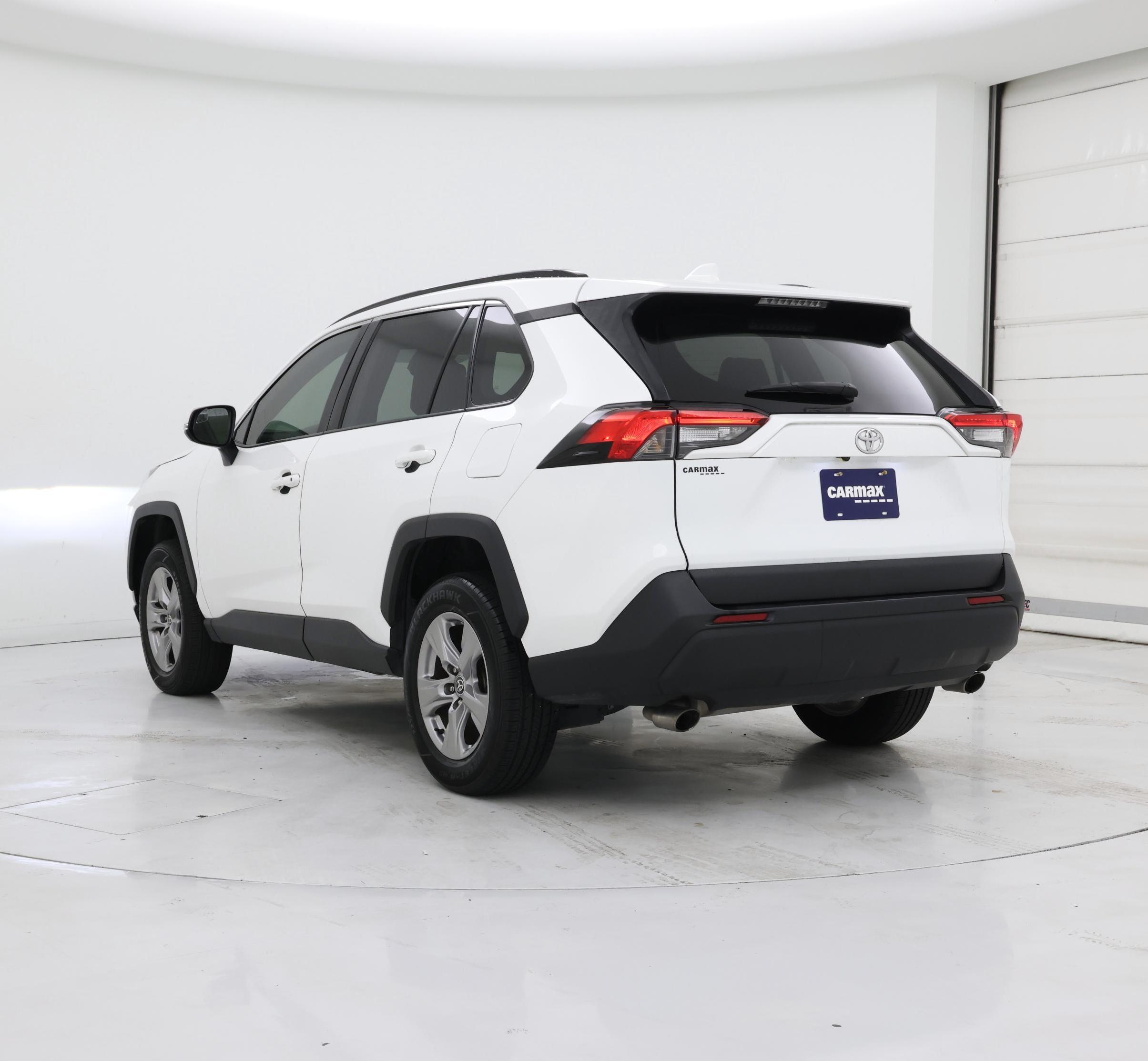 Thumbnail: 2022 Toyota RAV4 - 2