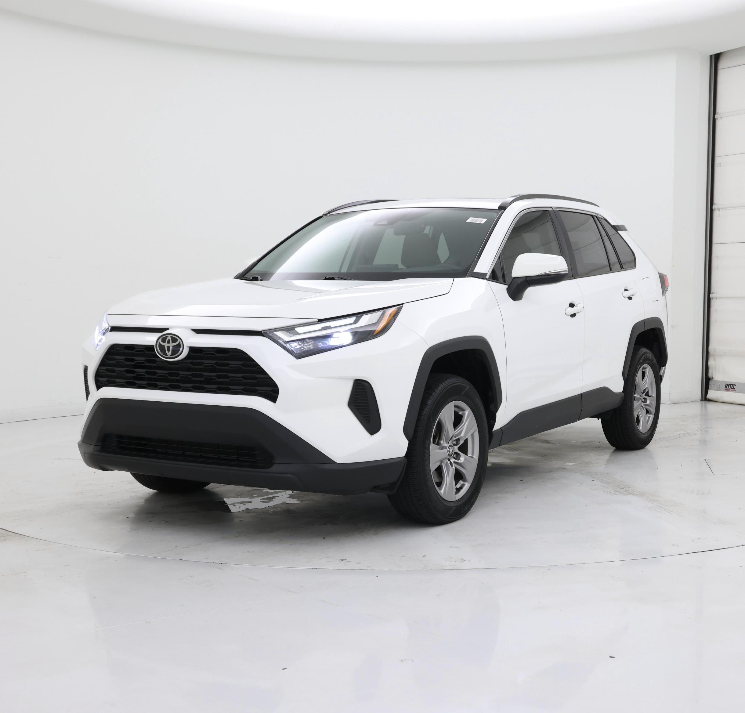 Thumbnail: 2022 Toyota RAV4 - 4