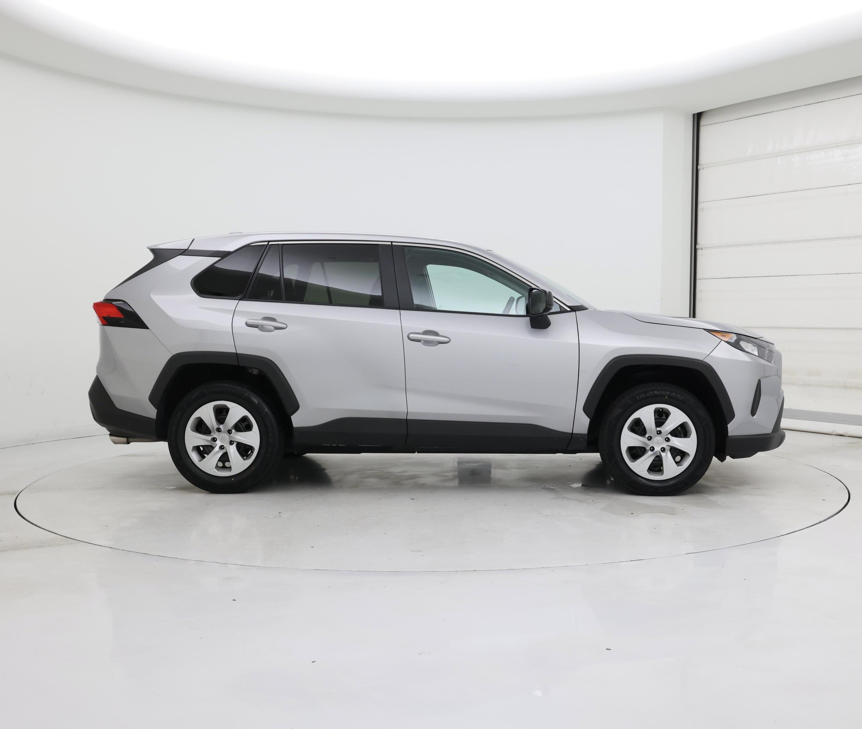 Thumbnail: 2022 Toyota RAV4 - 7