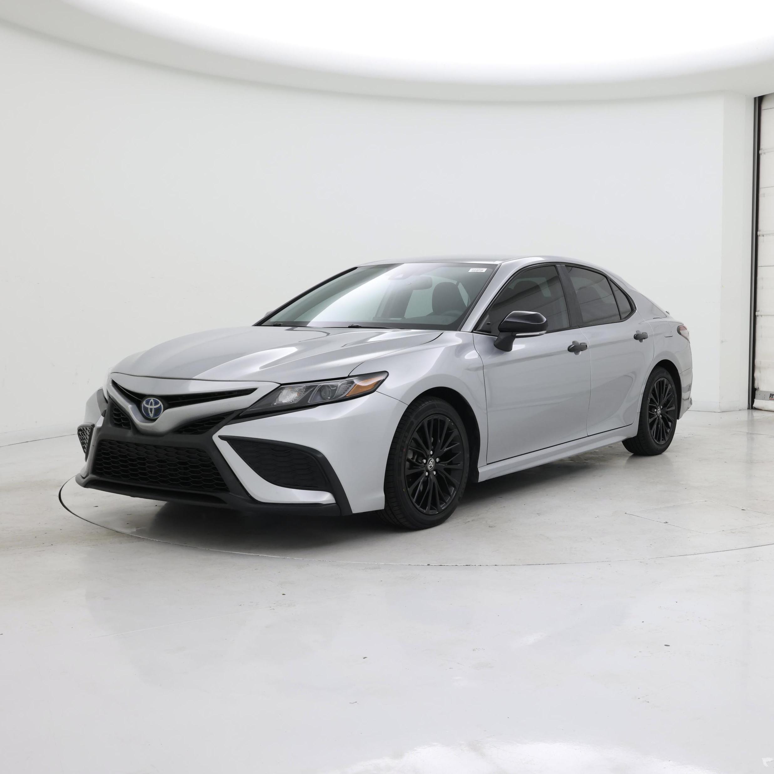 Thumbnail: 2022 Toyota Camry - 4