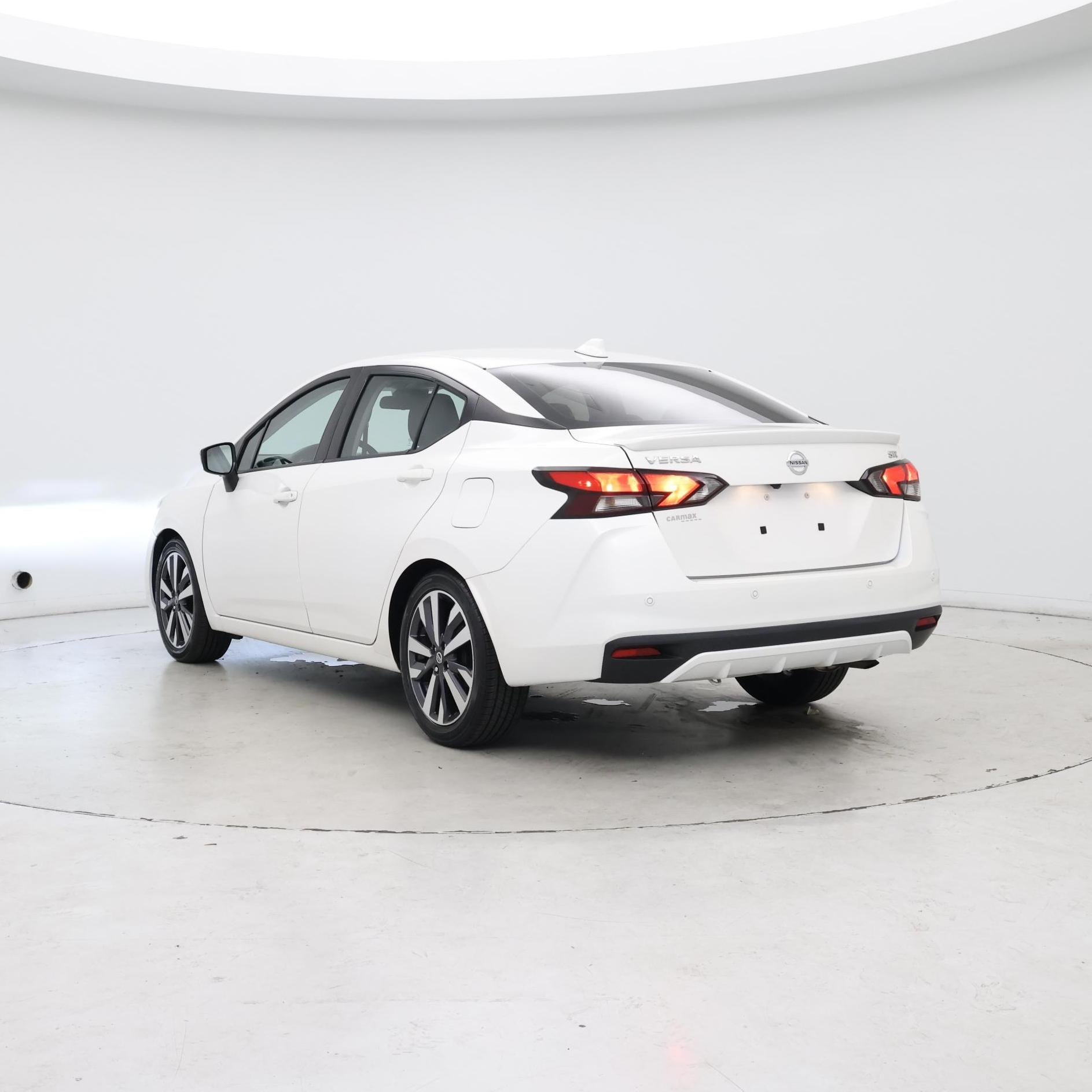 Thumbnail: 2020 Nissan Versa - 2