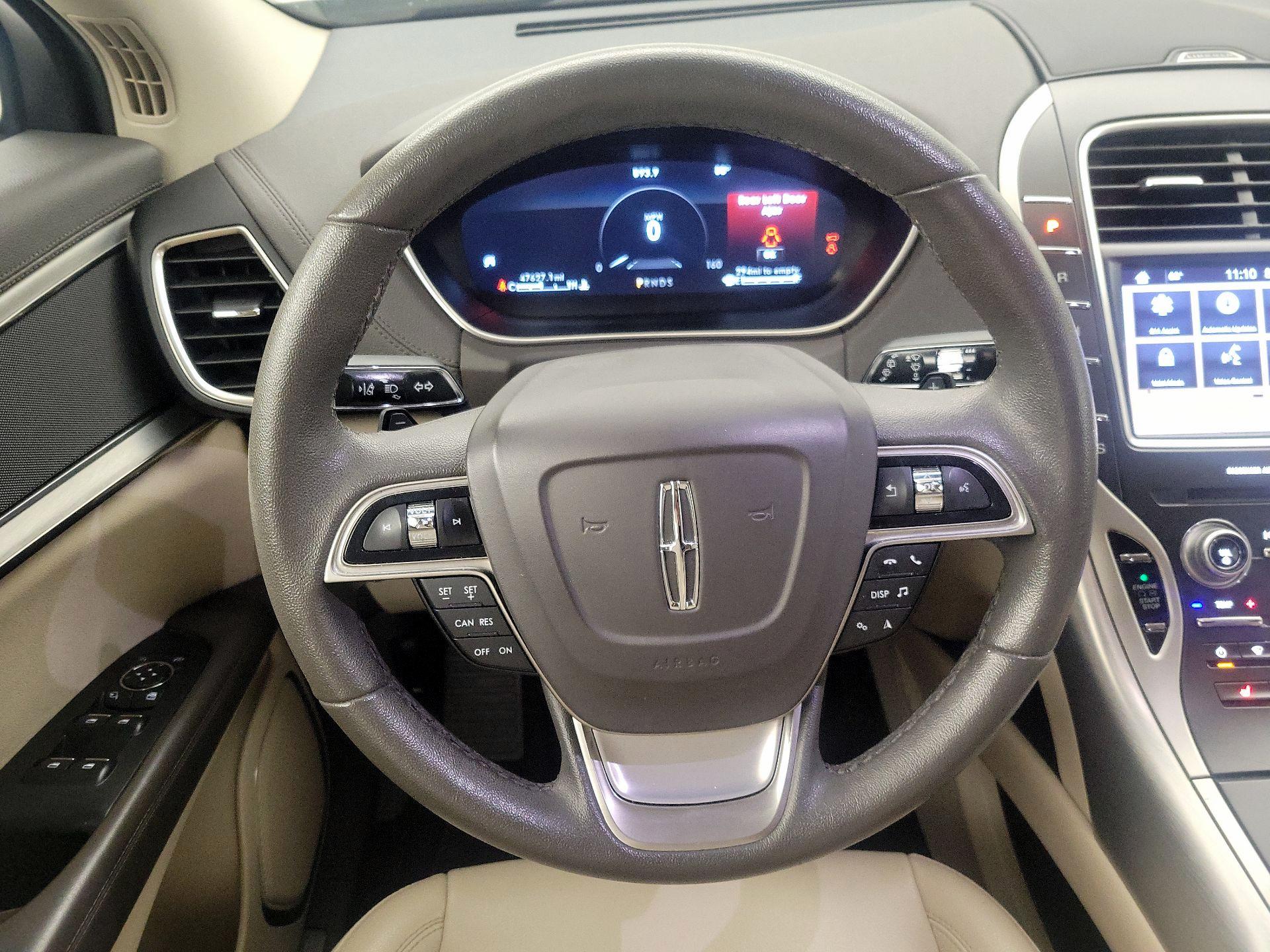 Thumbnail: 2019 Lincoln Nautilus - 10