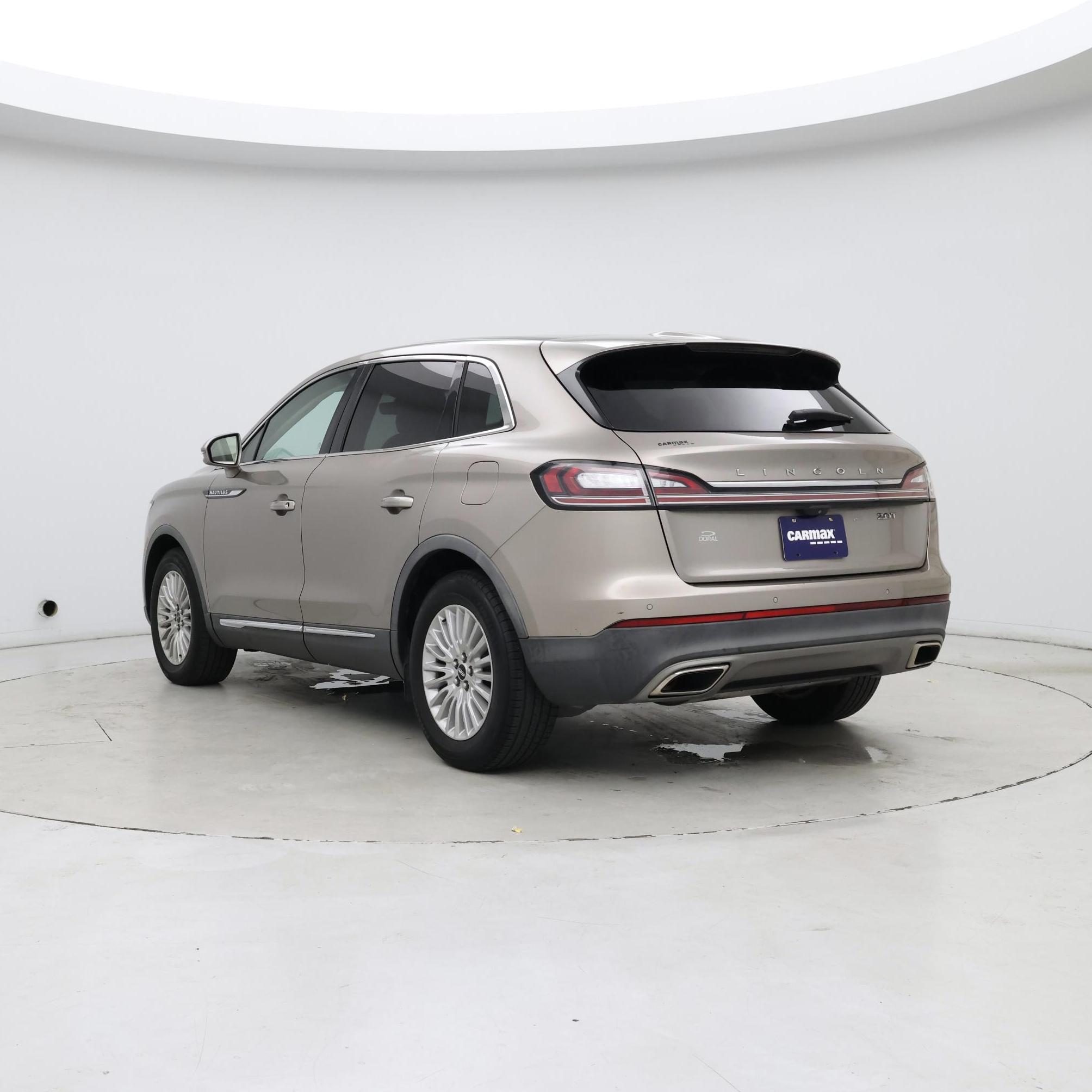 Thumbnail: 2019 Lincoln Nautilus - 2